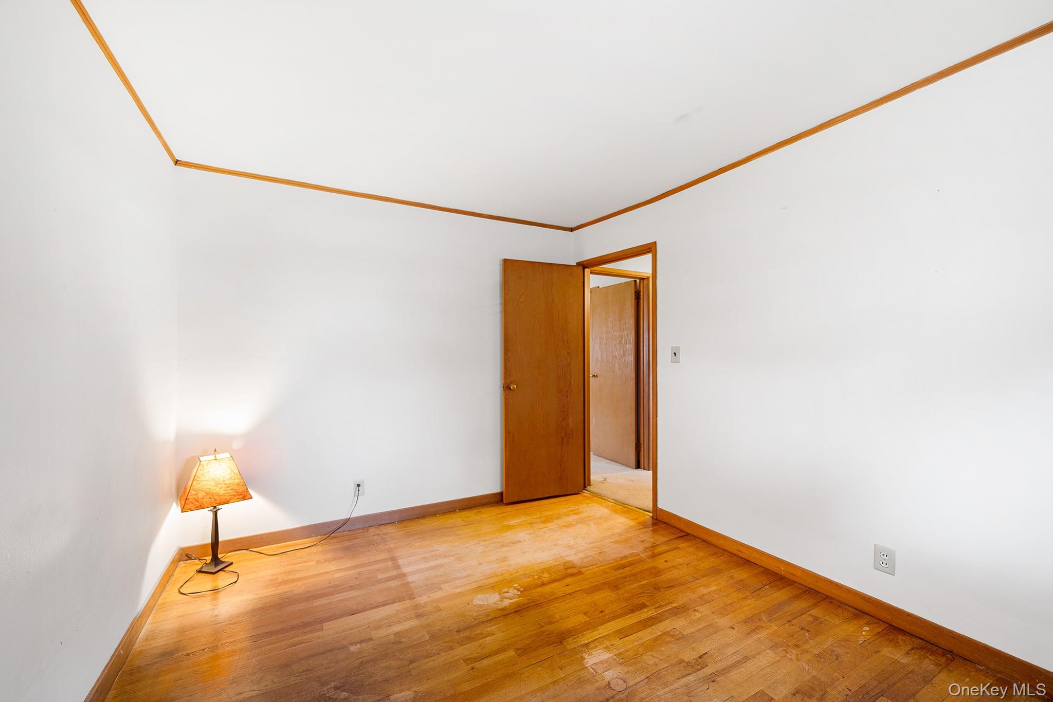 #17 photo, 3651 Woodbridge Lane, Wantagh , NY 11793