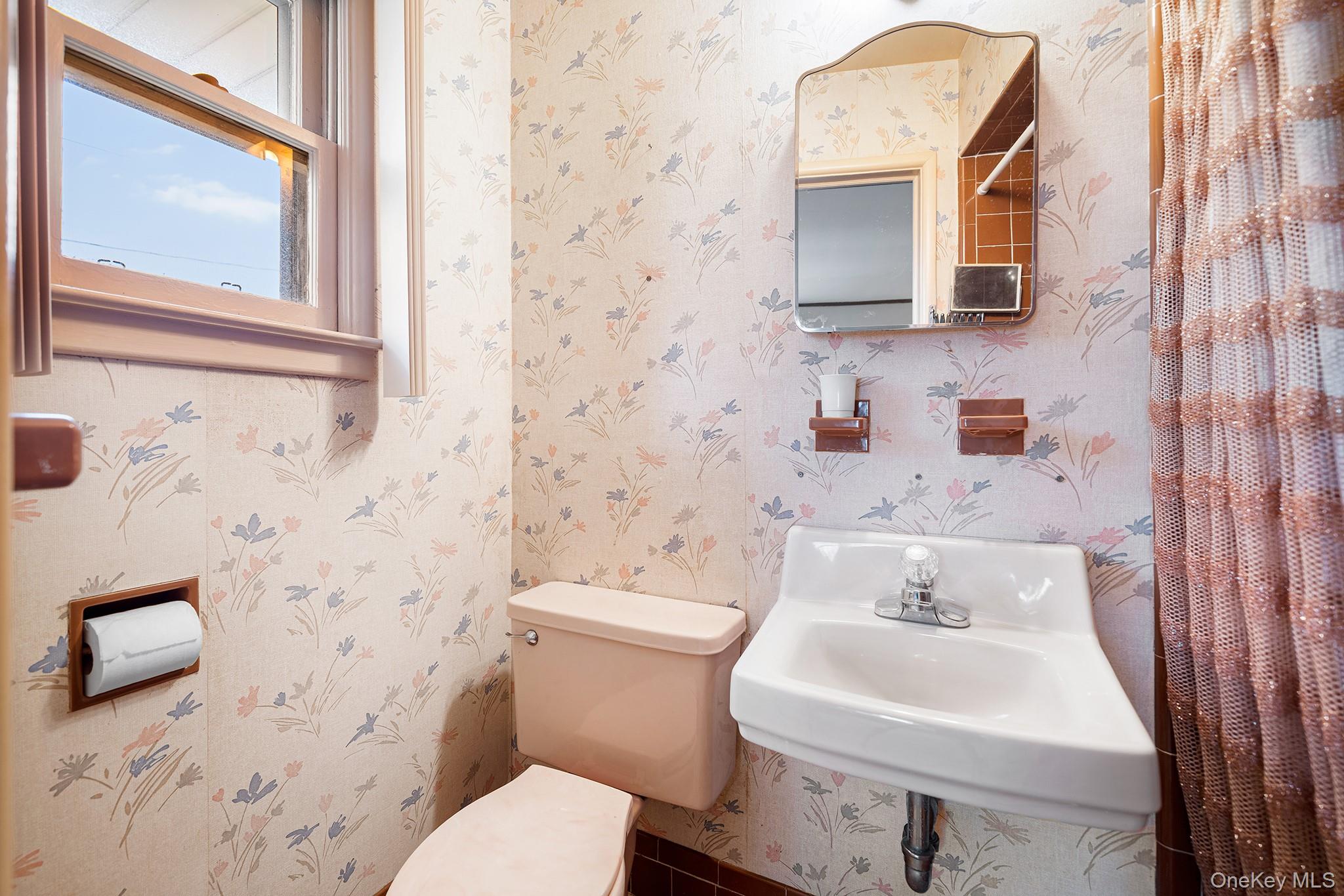 #20 photo, 3651 Woodbridge Lane, Wantagh , NY 11793