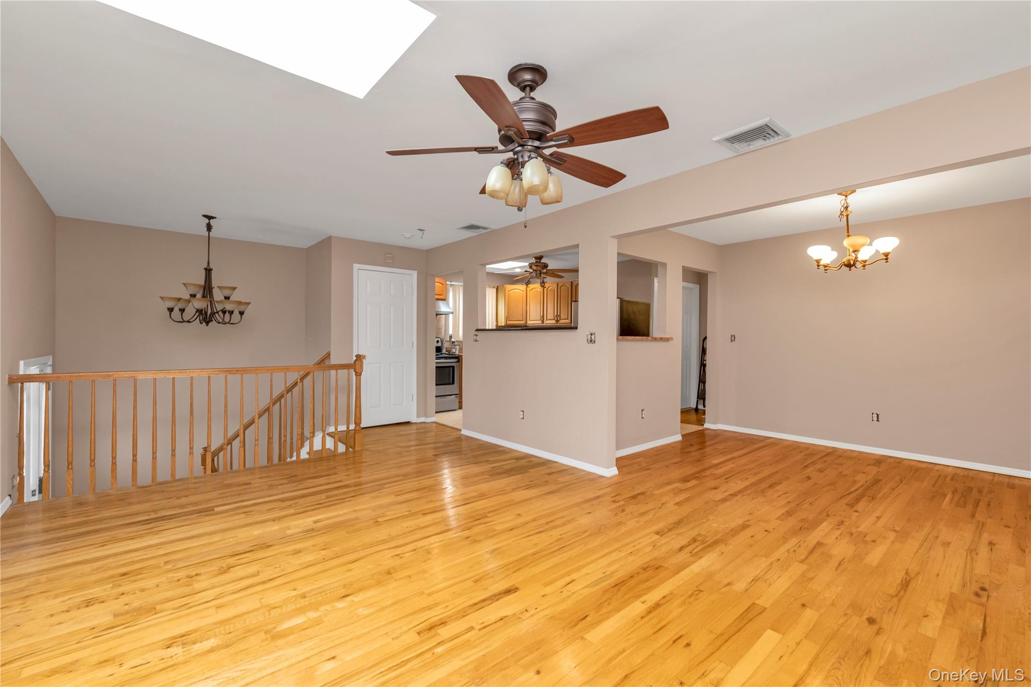 #4 photo, 49 Prospect Street, Roosevelt , NY 11575