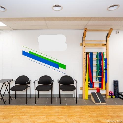 #5 photo, 8620 Jamaica Avenue, Woodhaven , NY 11421