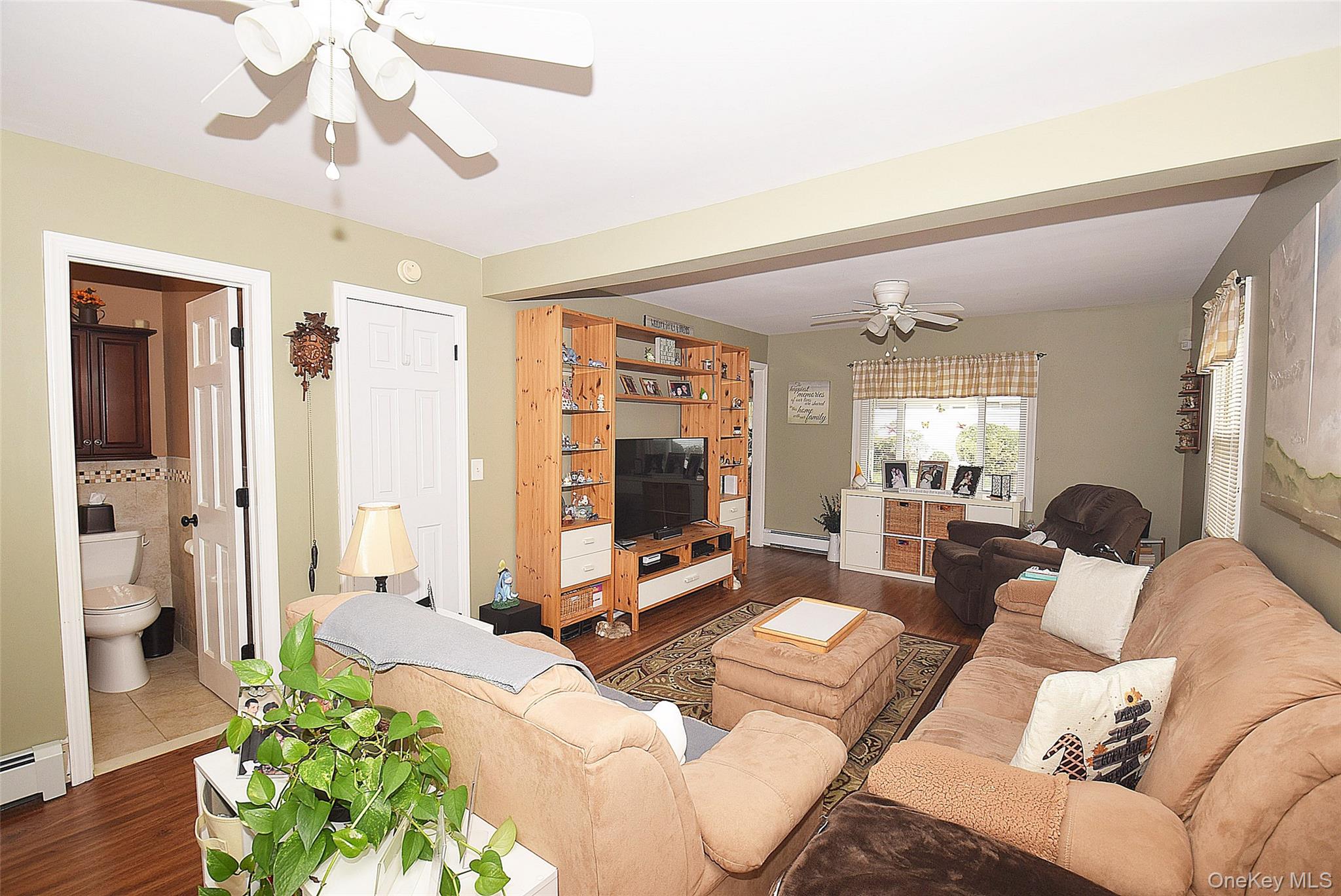 #14 photo, 49 Cutter Lane, Levittown , NY 11756