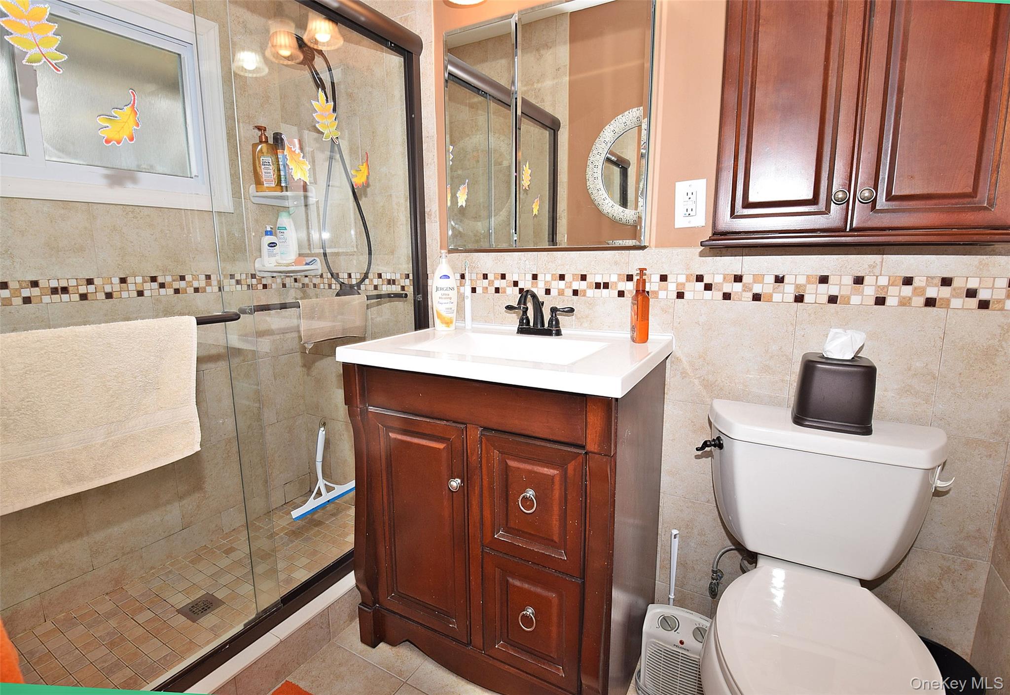 #18 photo, 49 Cutter Lane, Levittown , NY 11756