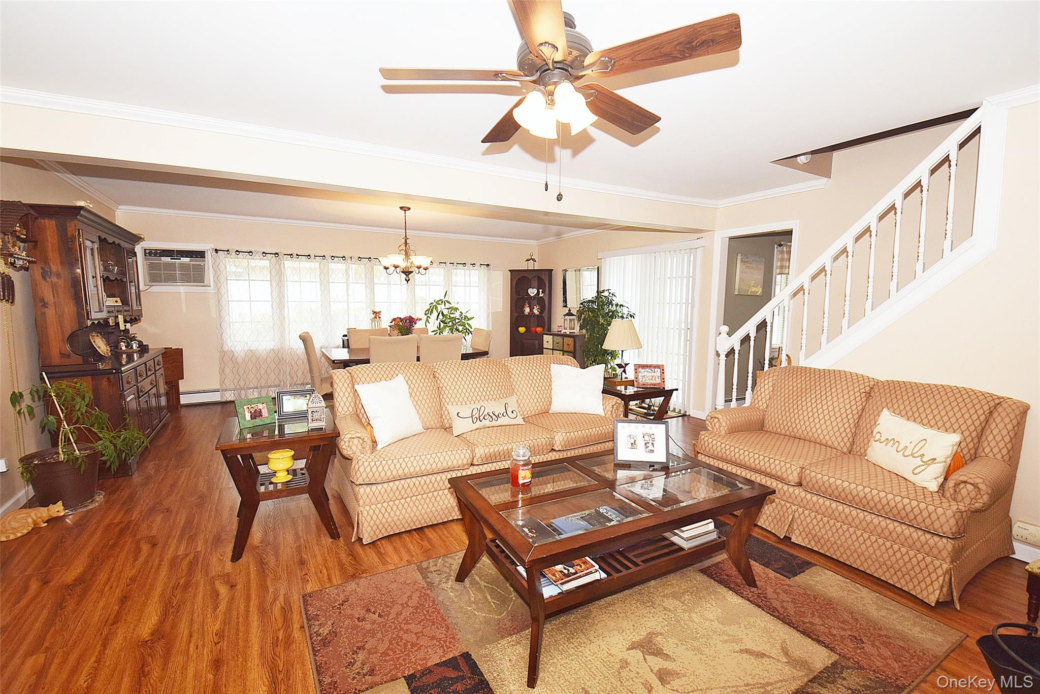 #9 photo, 49 Cutter Lane, Levittown , NY 11756