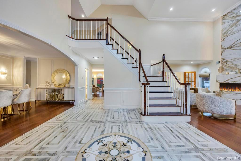 #3 photo, 2 Old Bridge Court, Melville , NY 11747