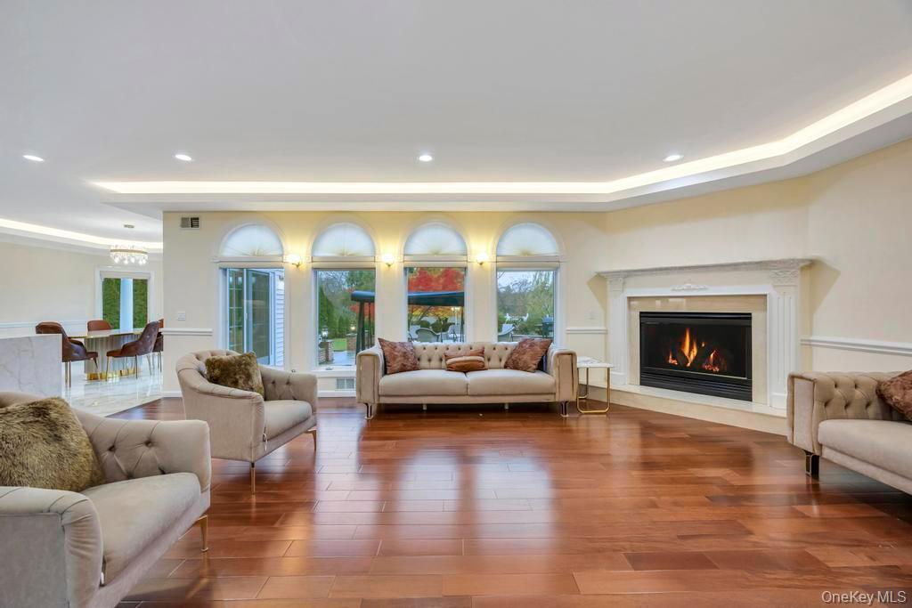 #5 photo, 2 Old Bridge Court, Melville , NY 11747