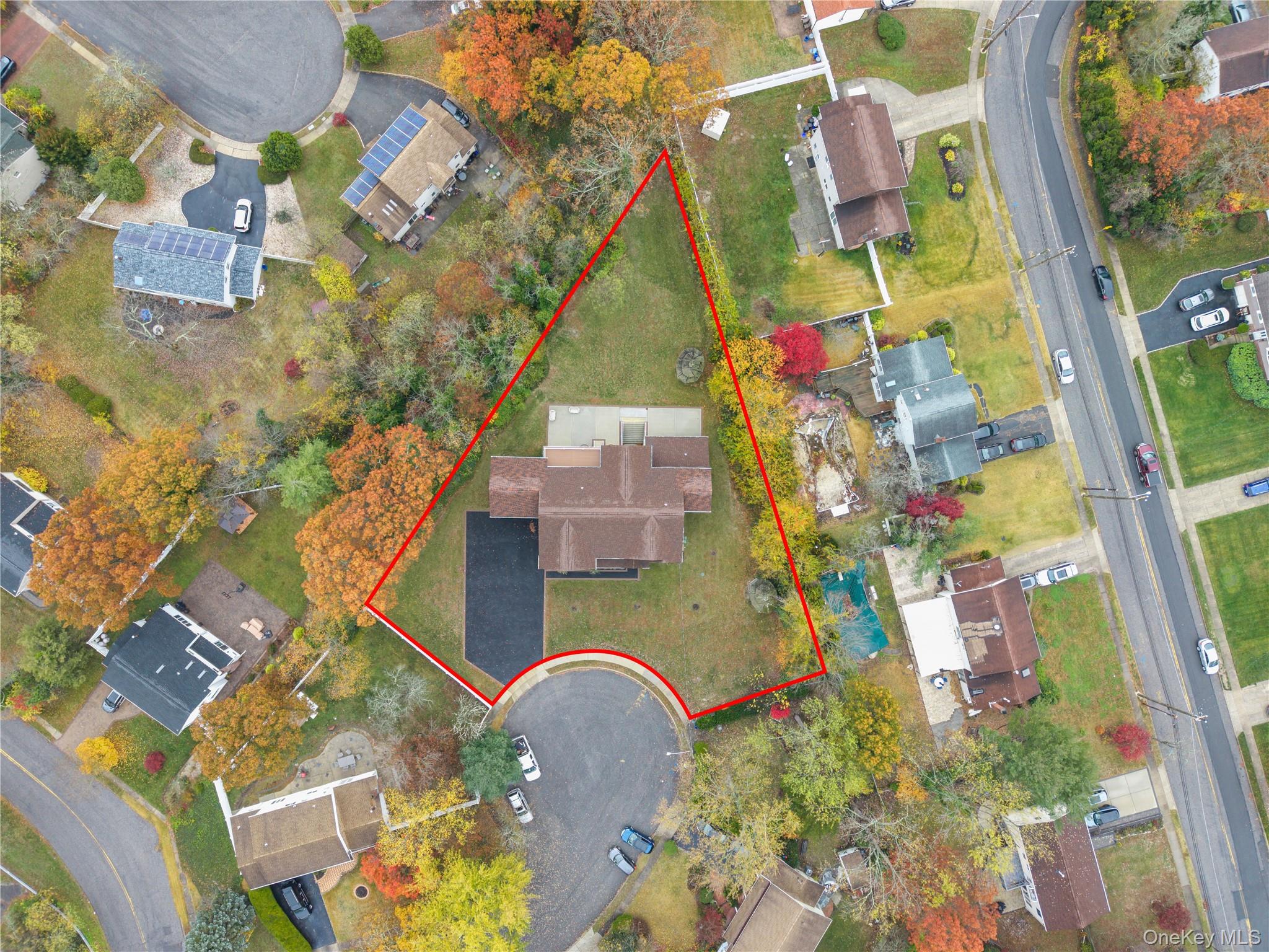 #7 photo, 4 Coventry Court, Wheatley Heights , NY 11798