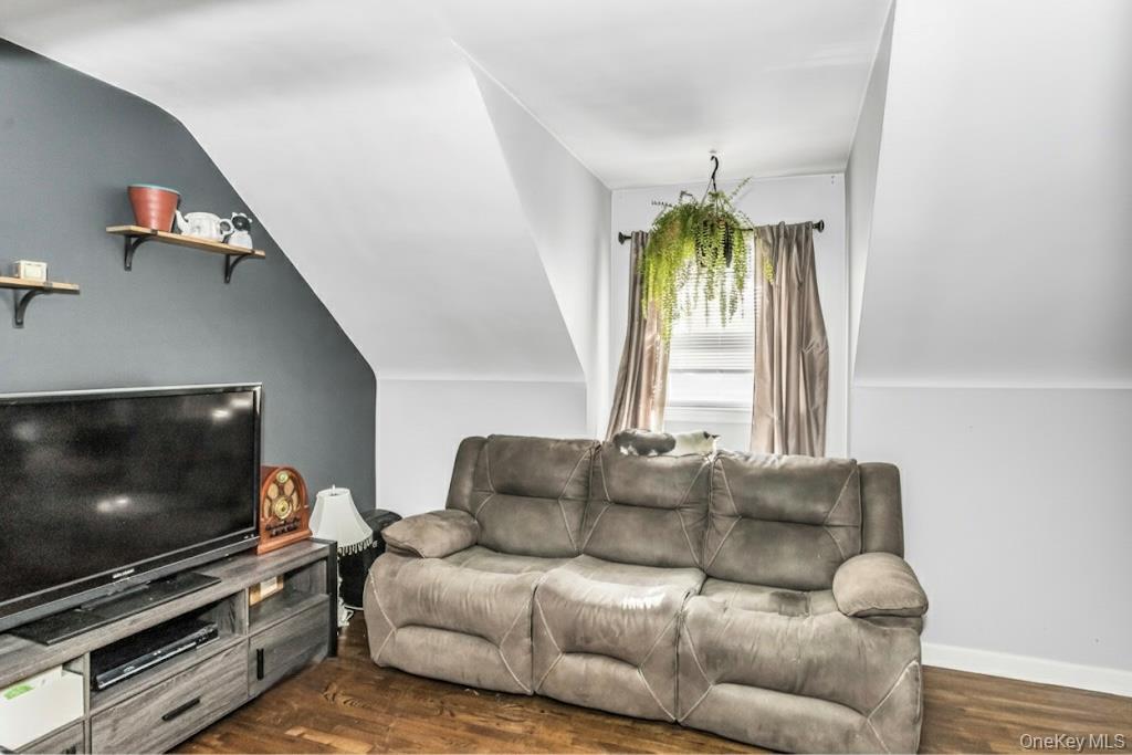 #16 photo, 1316 12th Street, West Babylon , NY 11704