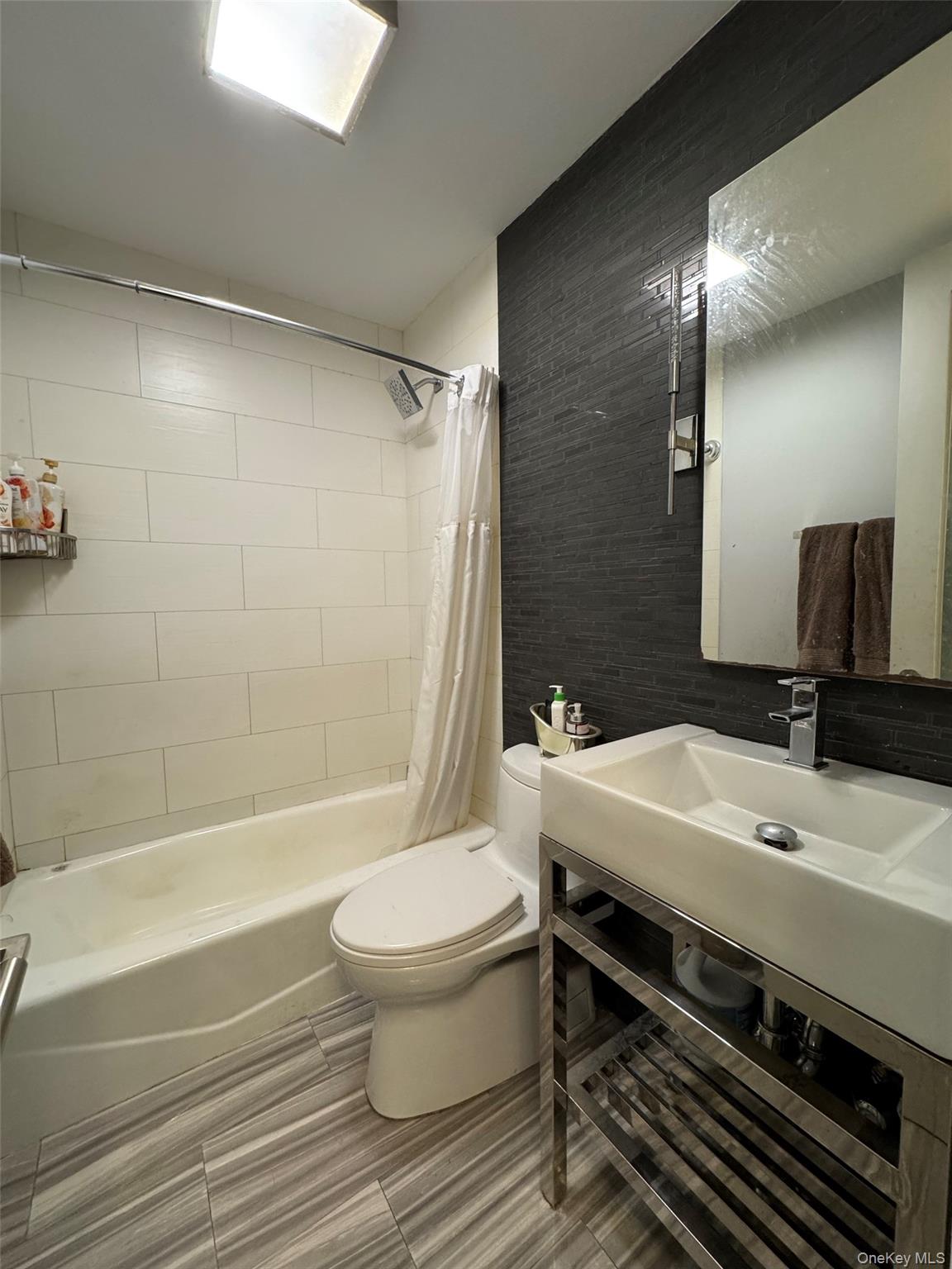 #20 photo, 275 W 96th Street, New York (Manhattan) , NY 10025