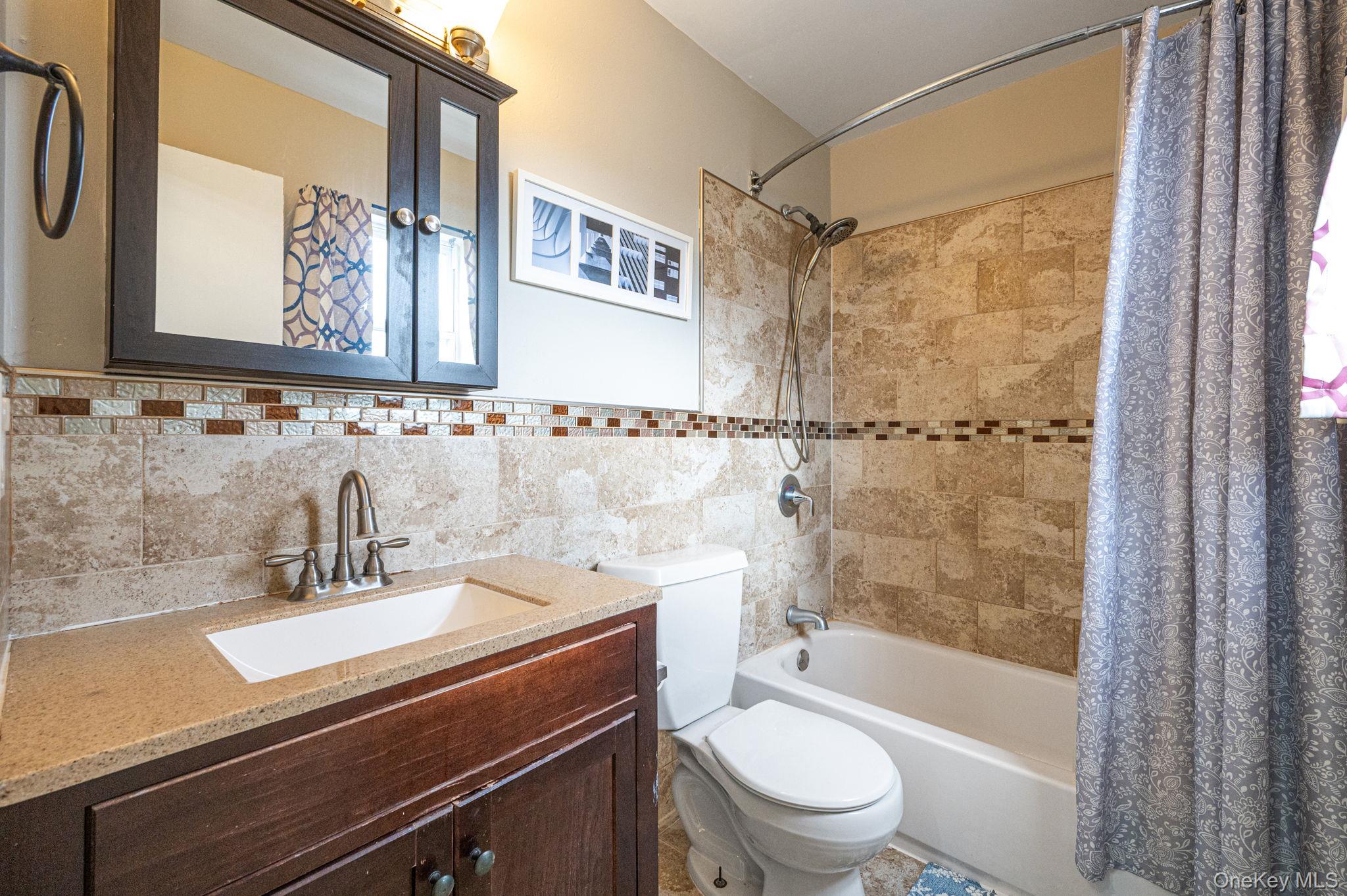 #18 photo, 2751 Schleigel Boulevard, Amityville , NY 11701