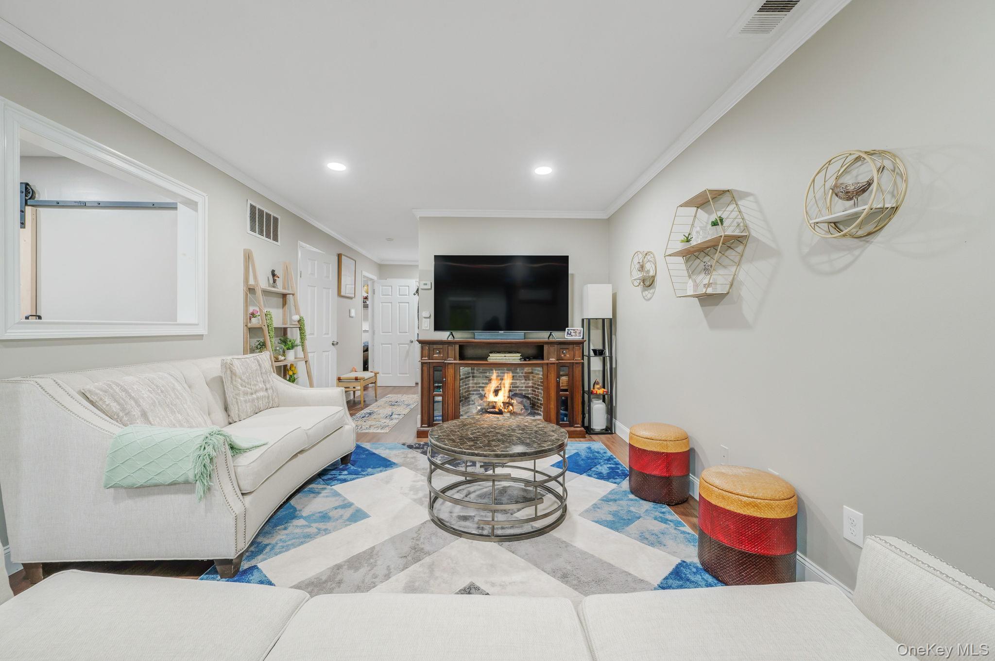 #5 photo, 2751 Schleigel Boulevard, Amityville , NY 11701