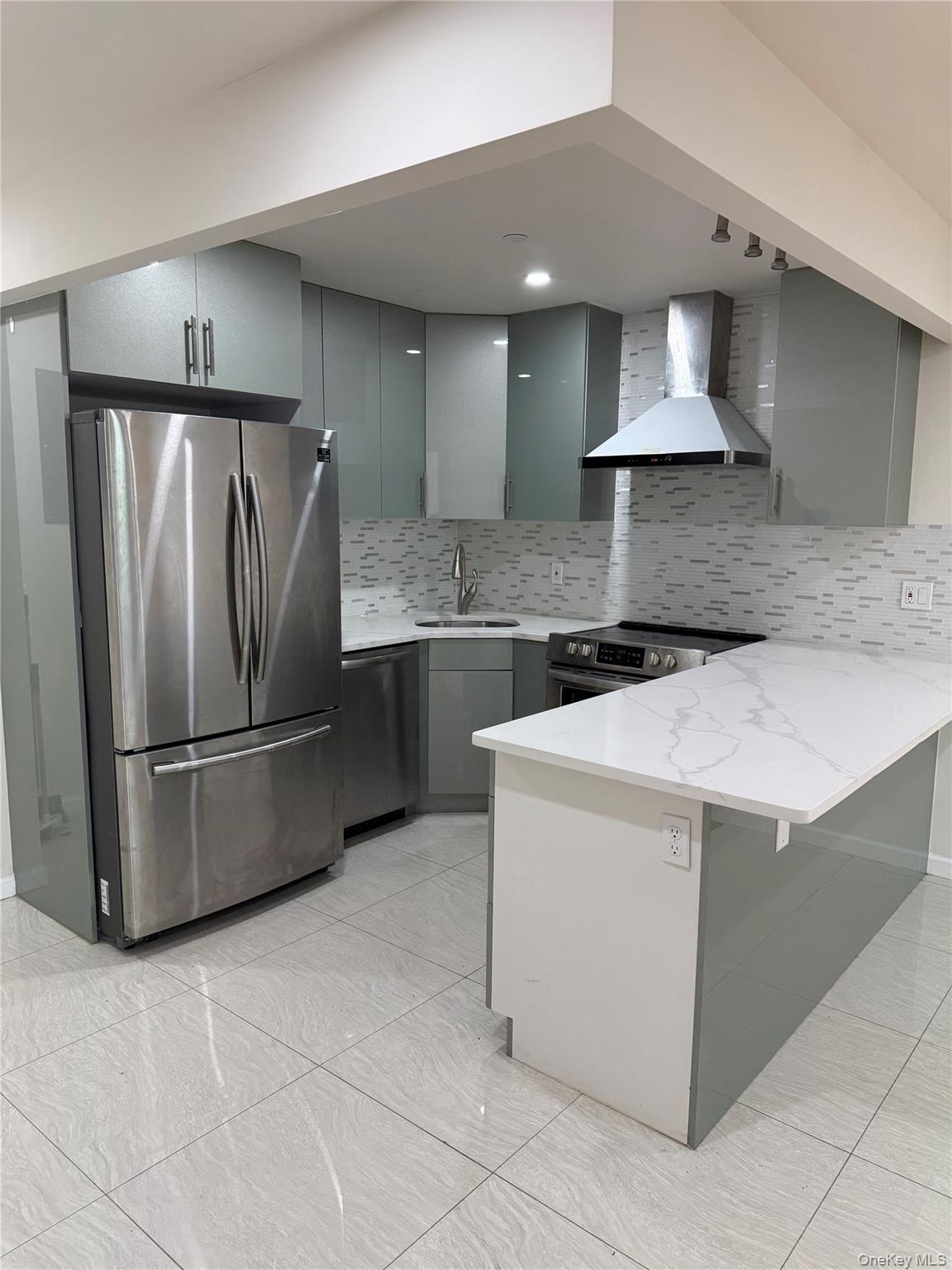 #6 photo, 756 40th St, Brooklyn , NY 11232