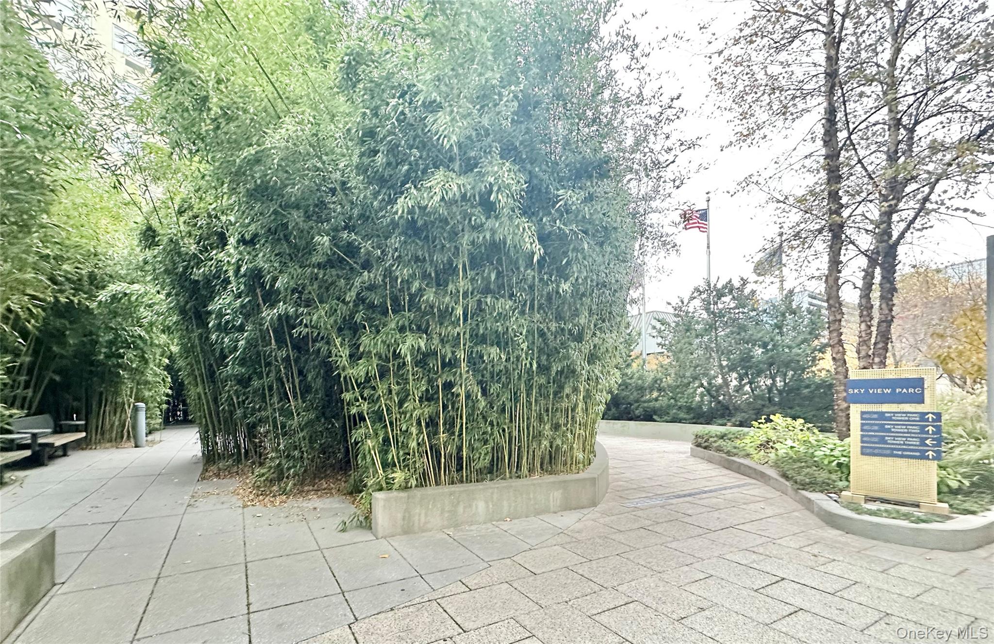 #11 photo, 40-26 College Point Blvd, Flushing , NY 11354