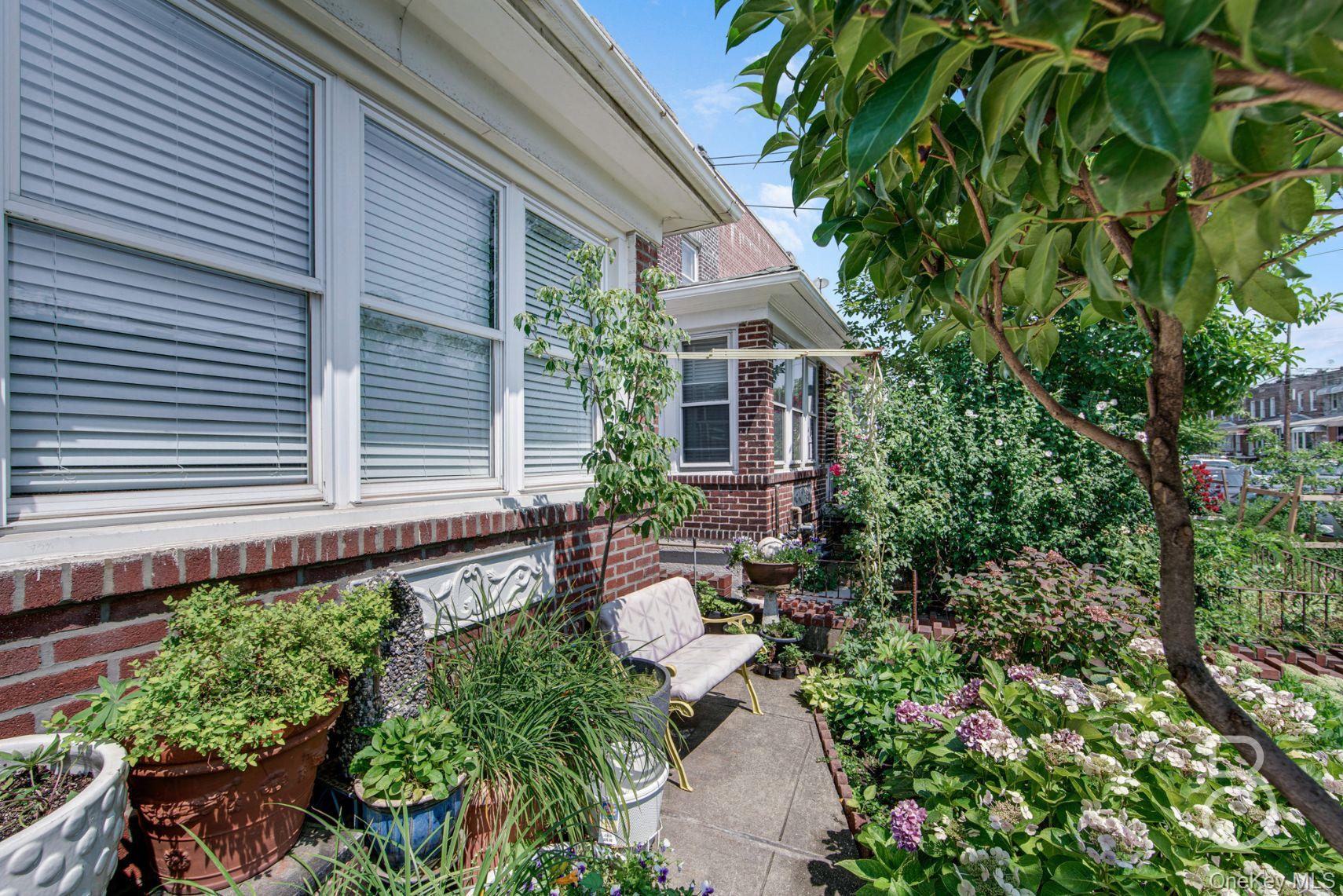 #3 photo, 50-66 46th Street, Woodside , NY 11377