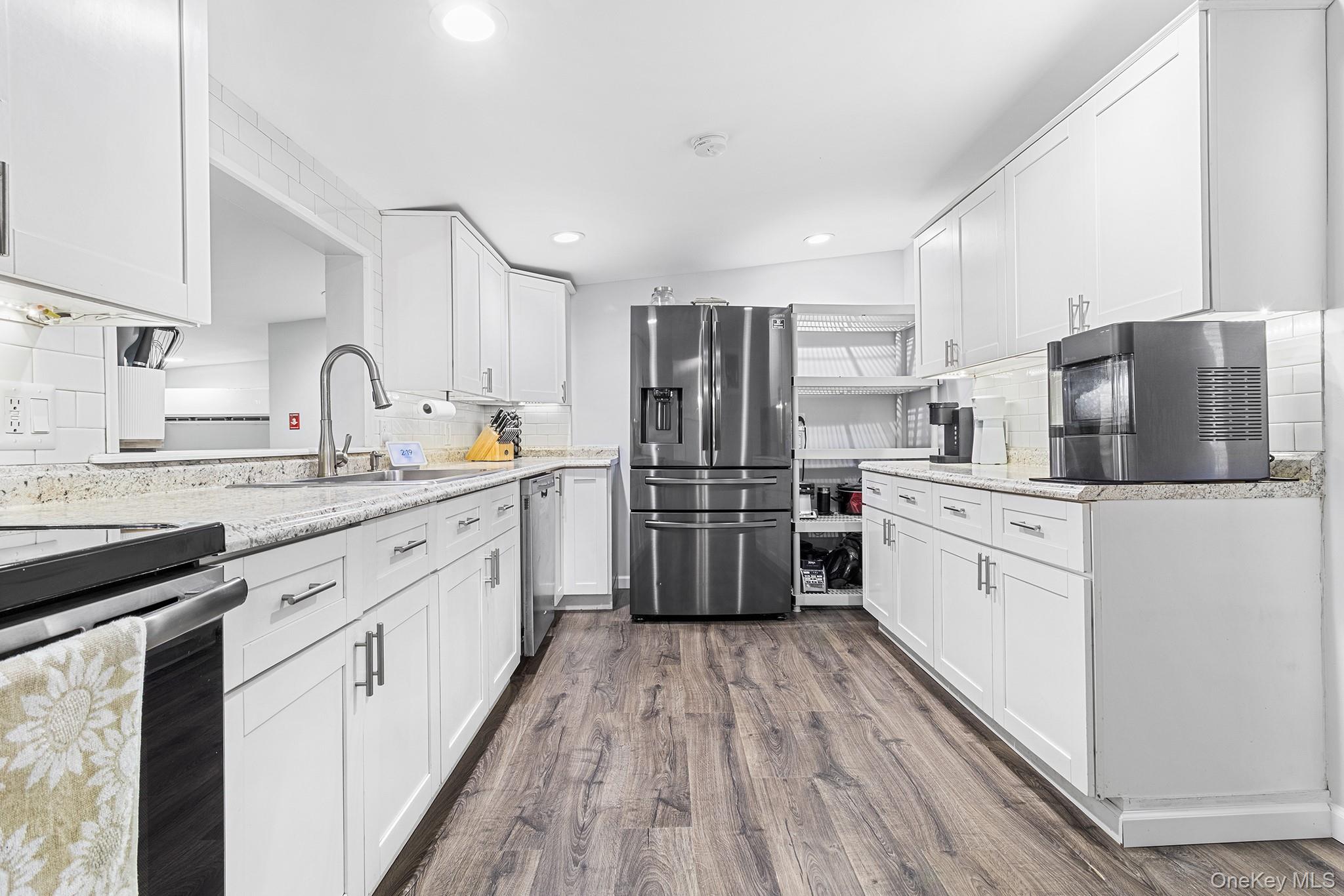 #10 photo, 166 Neighborhood Road, Mastic Beach , NY 11951