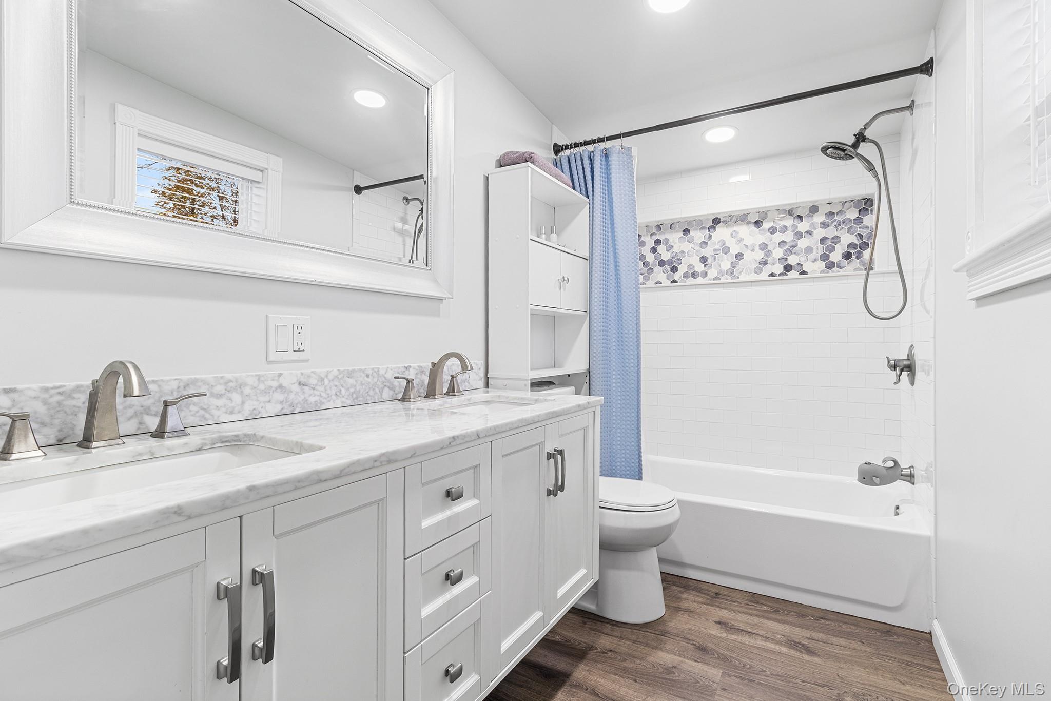 #15 photo, 166 Neighborhood Road, Mastic Beach , NY 11951