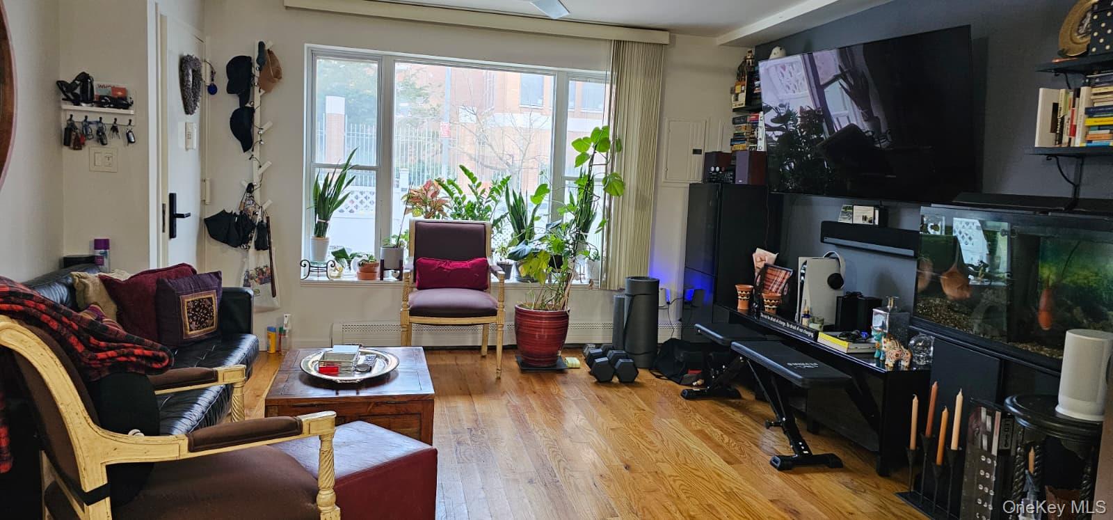 #10 photo, 175 Beach 29th Street, Far Rockaway , NY 11691