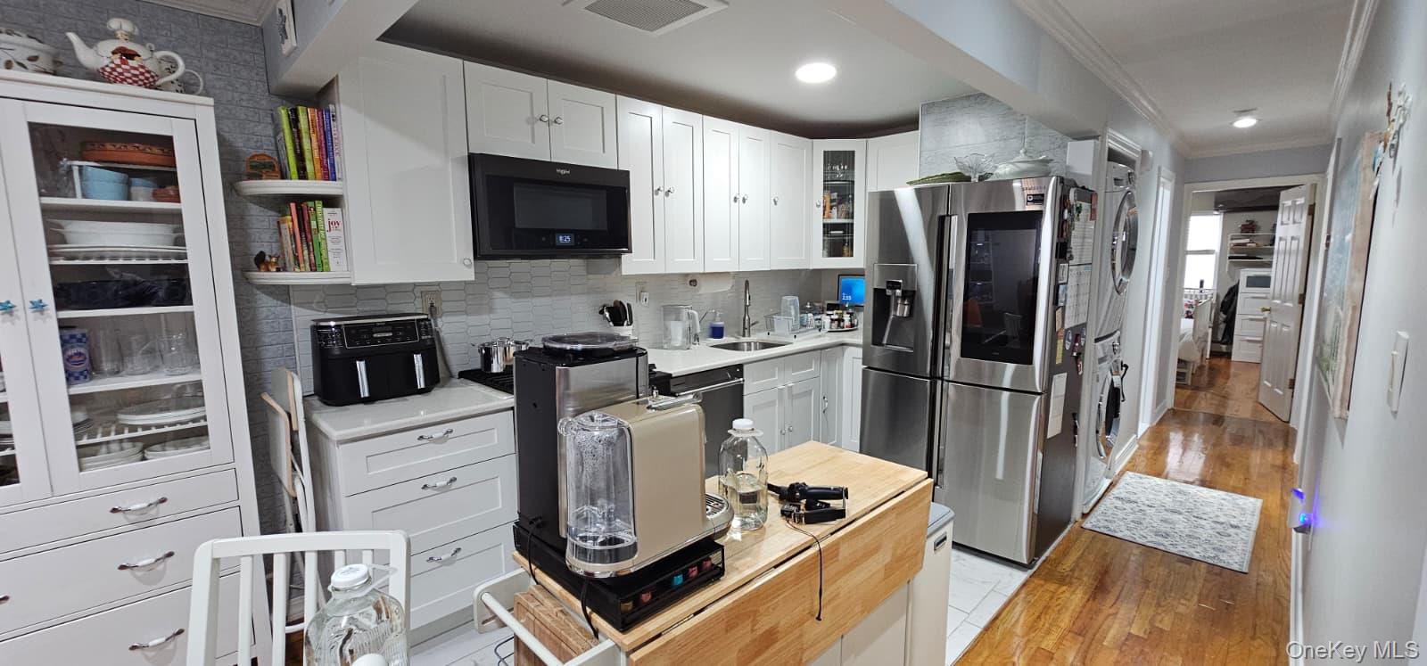 #2 photo, 175 Beach 29th Street, Far Rockaway , NY 11691