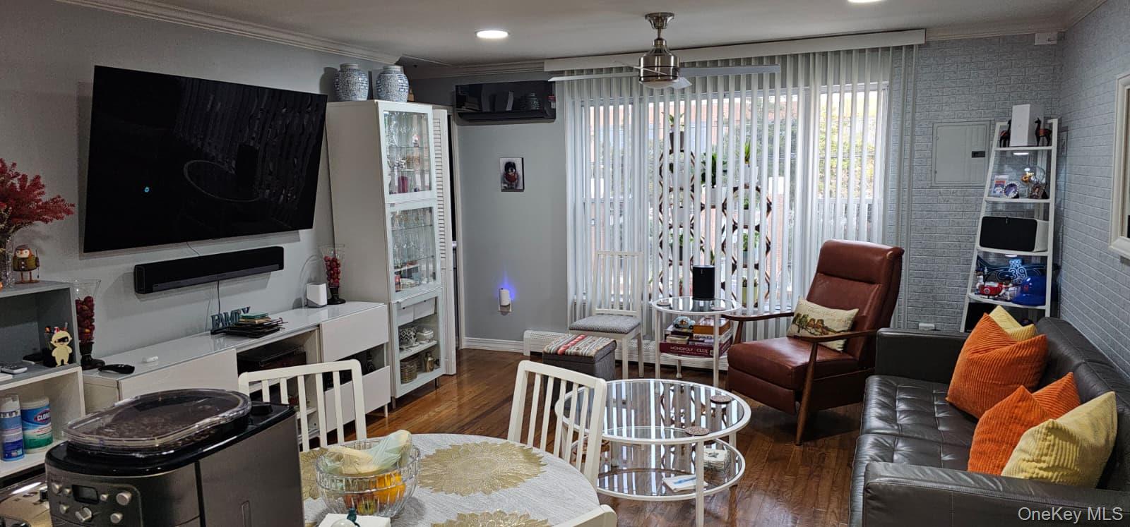 #5 photo, 175 Beach 29th Street, Far Rockaway , NY 11691