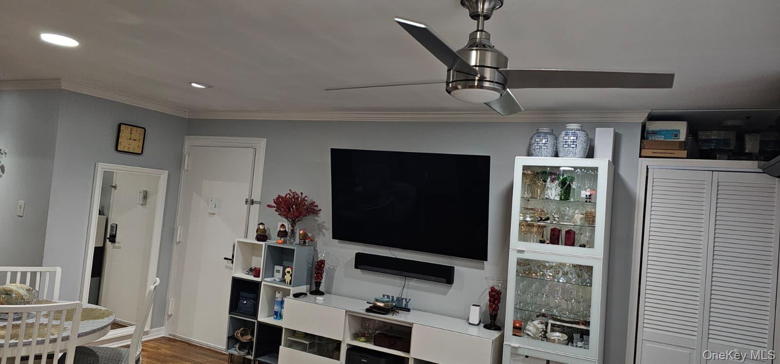 #7 photo, 175 Beach 29th Street, Far Rockaway , NY 11691