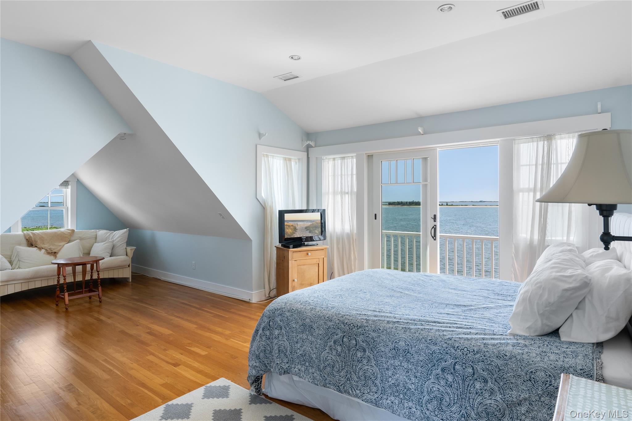 #9 photo, 36 Oak Lane, Hampton Bays , NY 11946