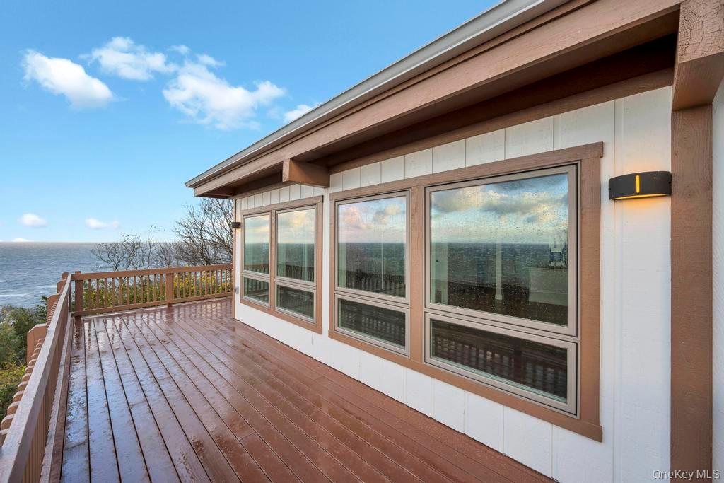 #8 photo, 2 Dolphin Way, Riverhead , NY 11901