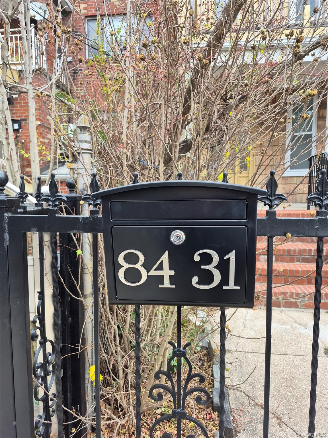 #2 photo, 84-31 101 Street, Richmond Hill , NY 11418