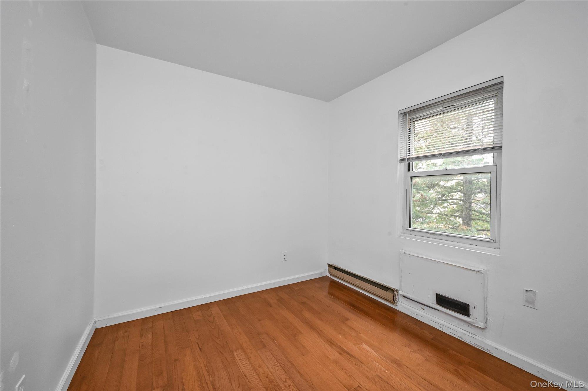 #15 photo, 210-18 23 Avenue, Bayside , NY 11360