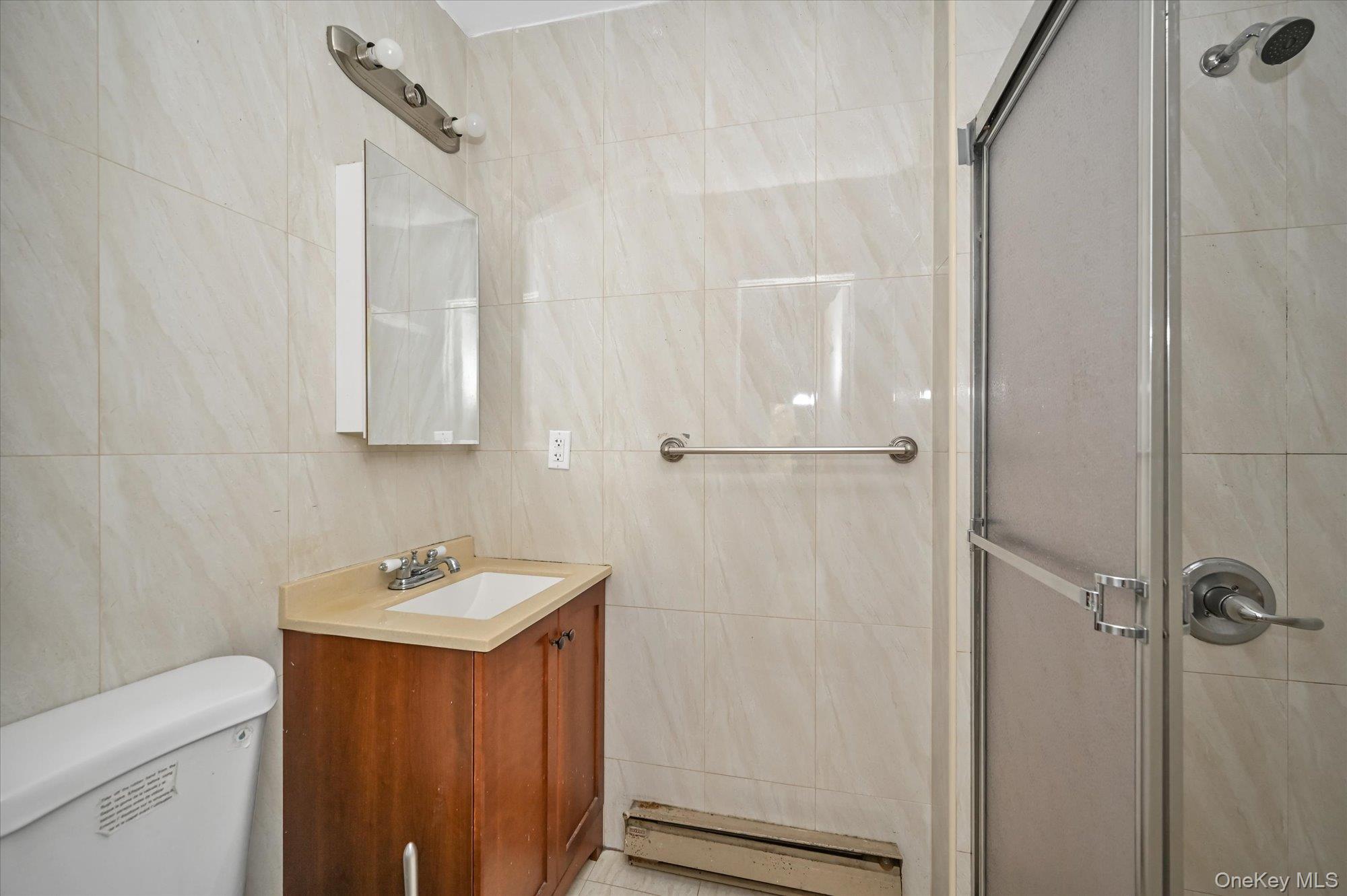 #17 photo, 210-18 23 Avenue, Bayside , NY 11360