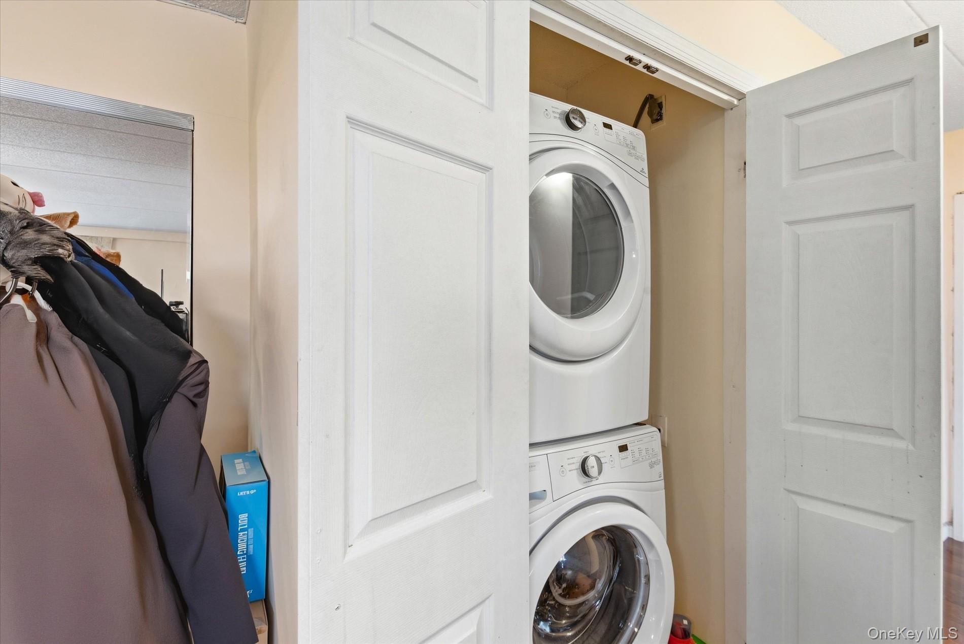 #12 photo, 92-29 Queens Boulevard, Rego Park , NY 11374