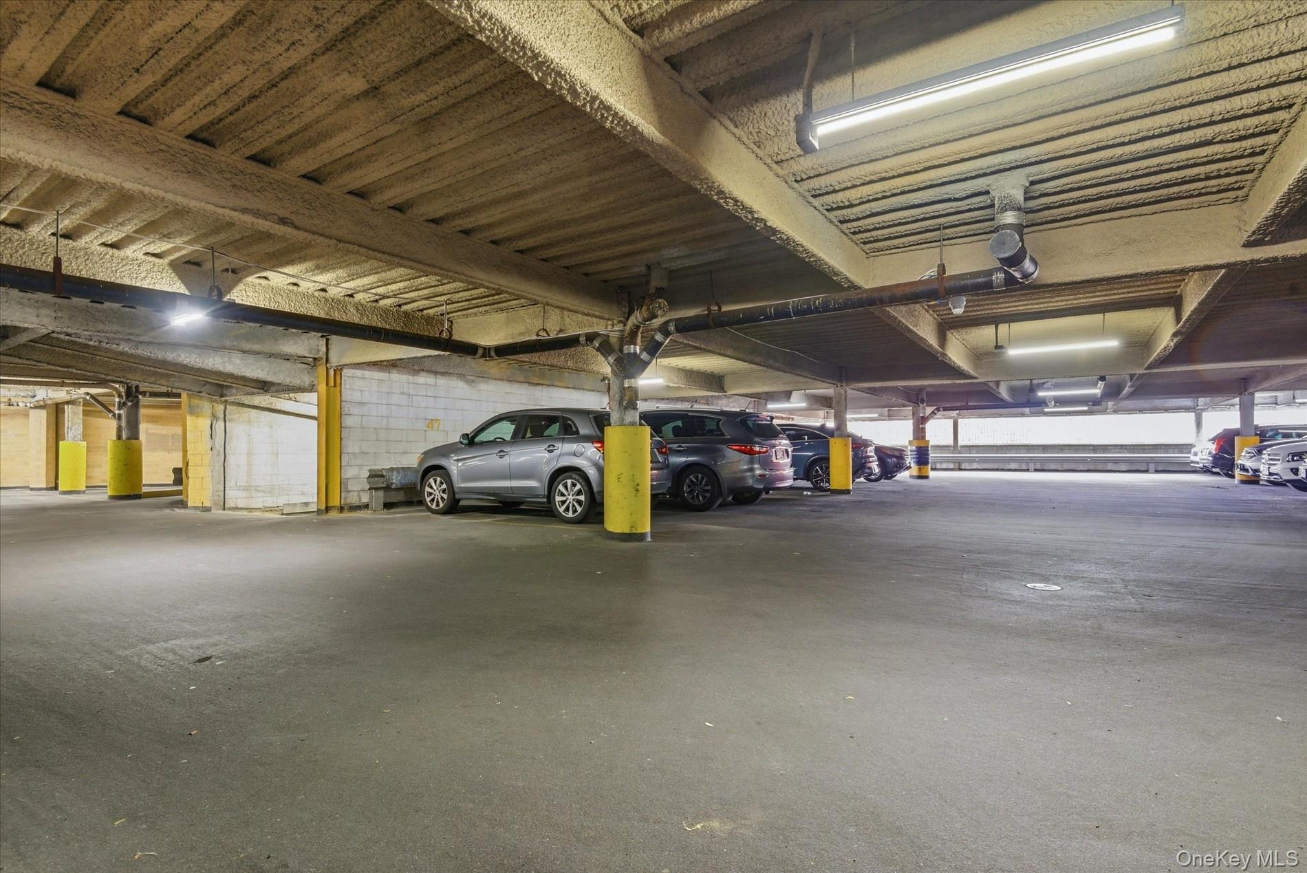 #13 photo, 92-29 Queens Boulevard, Rego Park , NY 11374