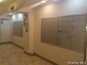 #3 photo, 5 Oakdale Manor, Suffern , NY 10901