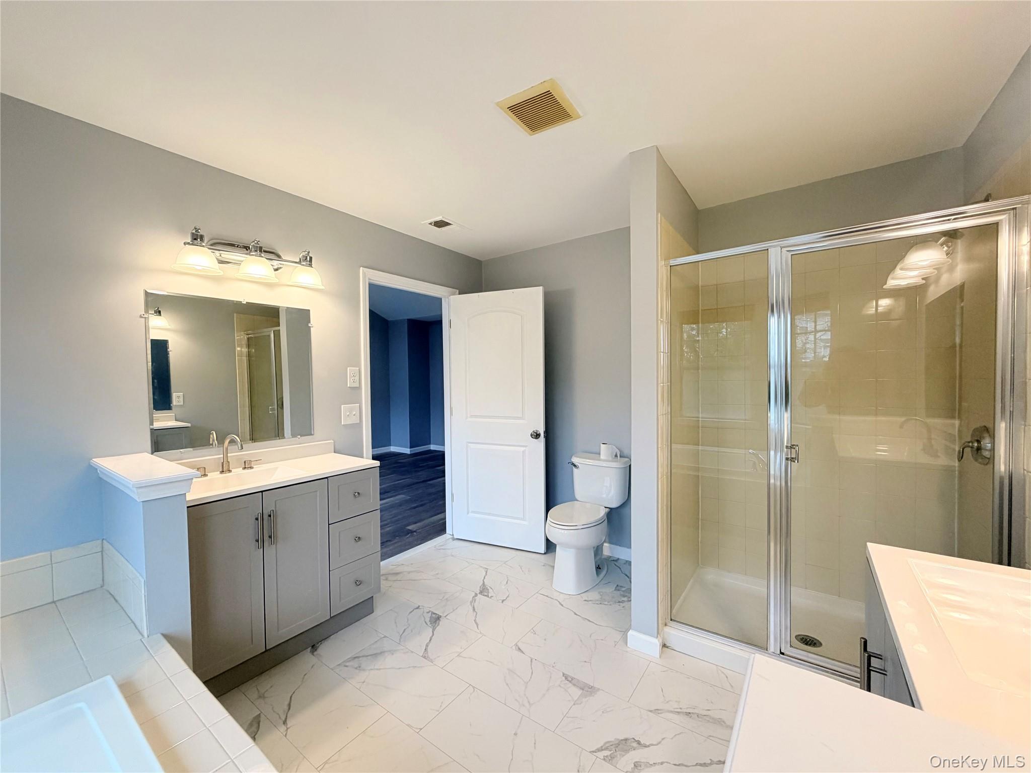 #13 photo, 4 Avoncroft Lane, Middletown , NY 10940