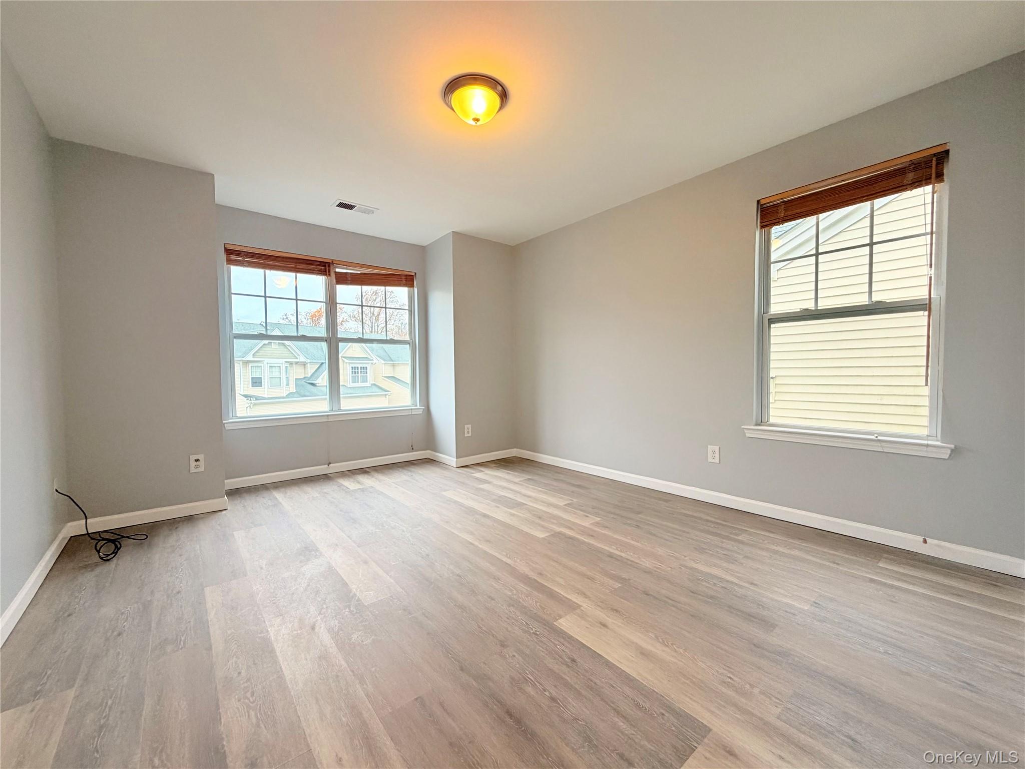 #18 photo, 4 Avoncroft Lane, Middletown , NY 10940