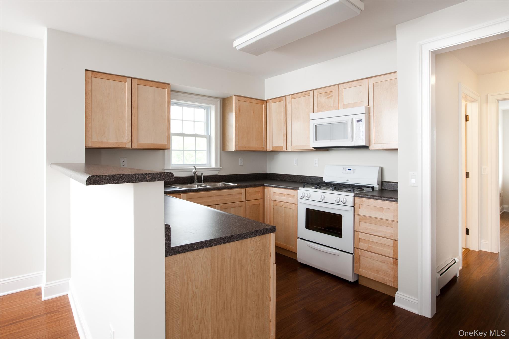 #2 photo, 19-23 Greenway Lane, Fallsburg , NY 12759