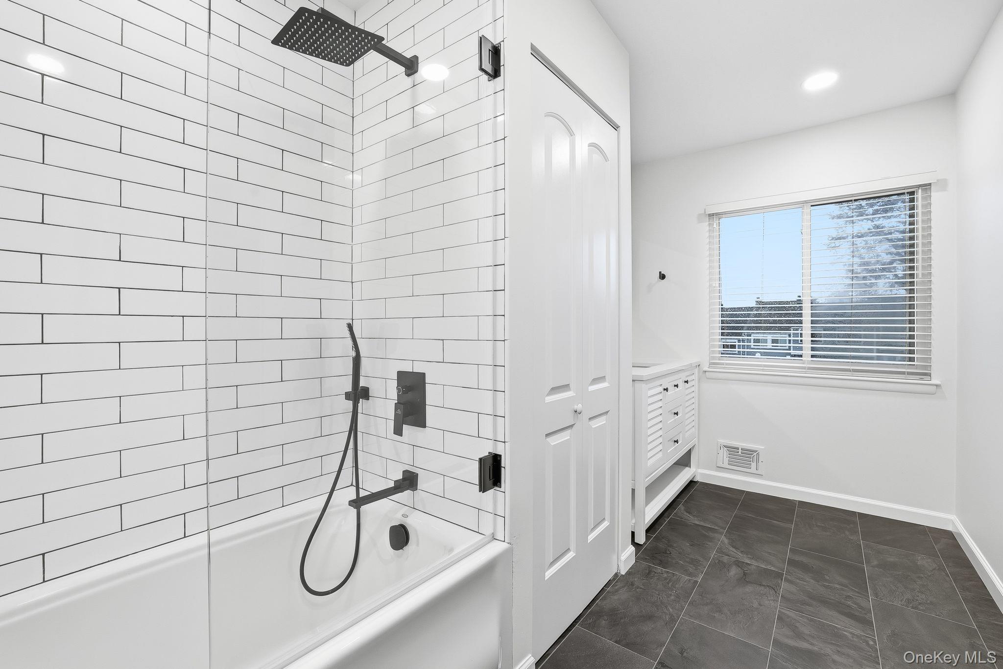 #20 photo, 25 Barker Street, Mount Kisco , NY 10549