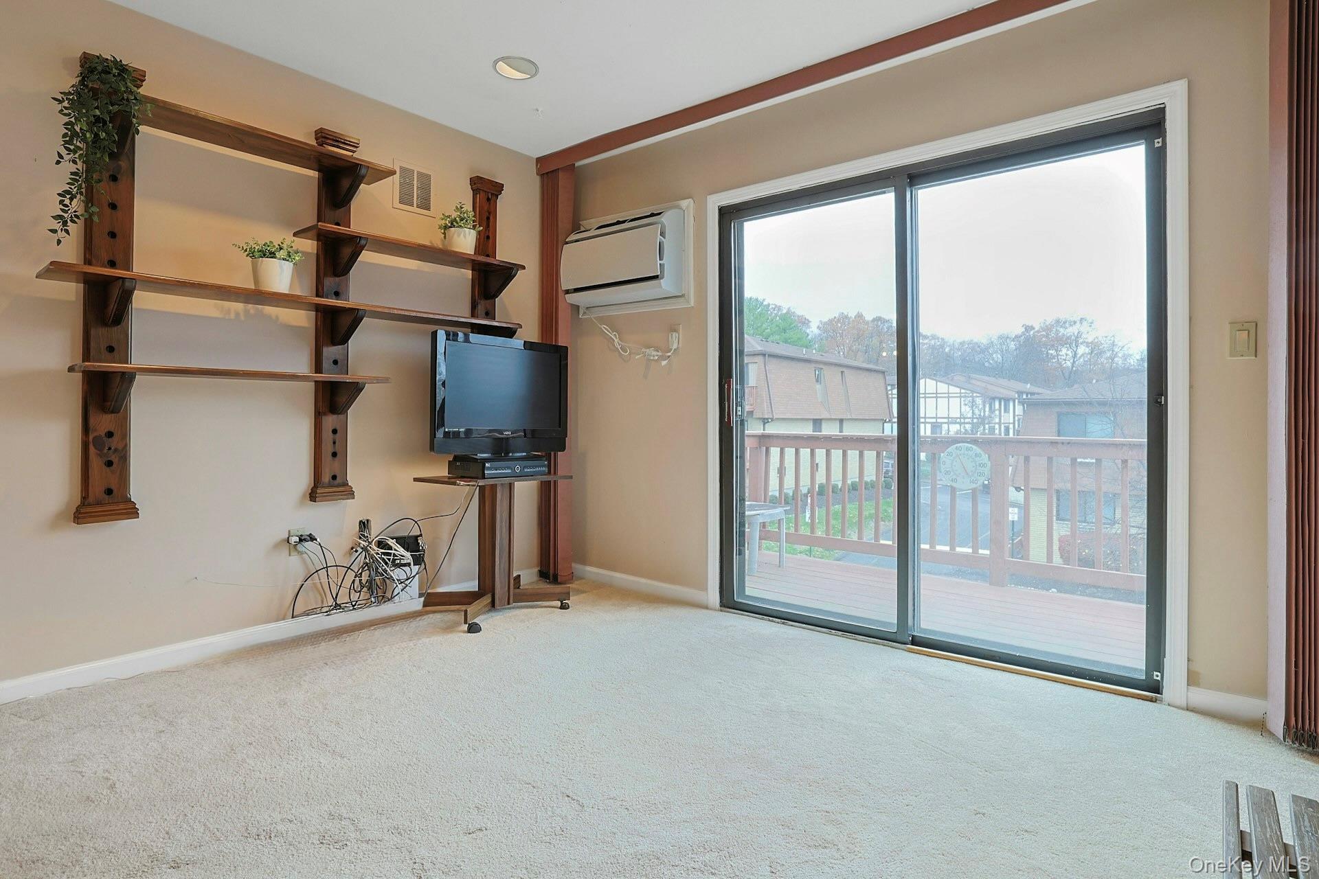 #6 photo, 334 Richard Court, Pomona , NY 10970