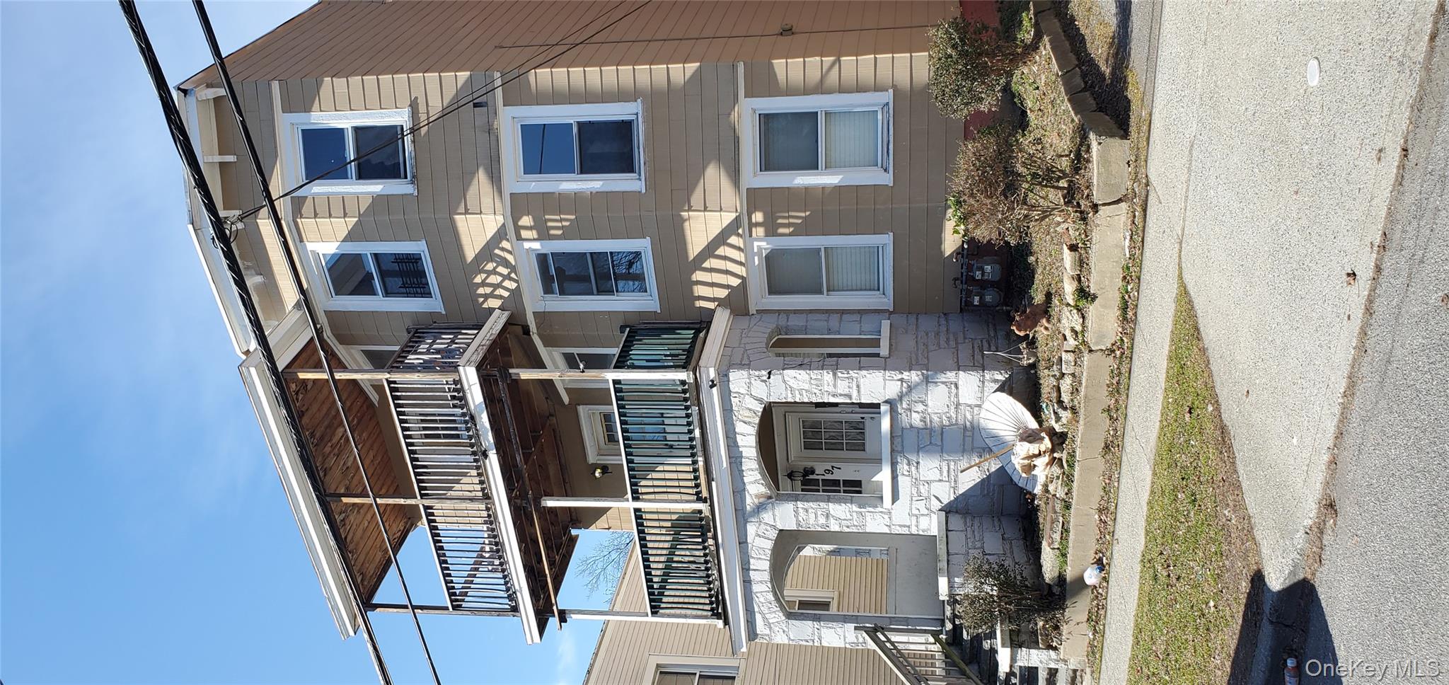 #1 photo, 197 Winnikee Avenue, Poughkeepsie , NY 12601