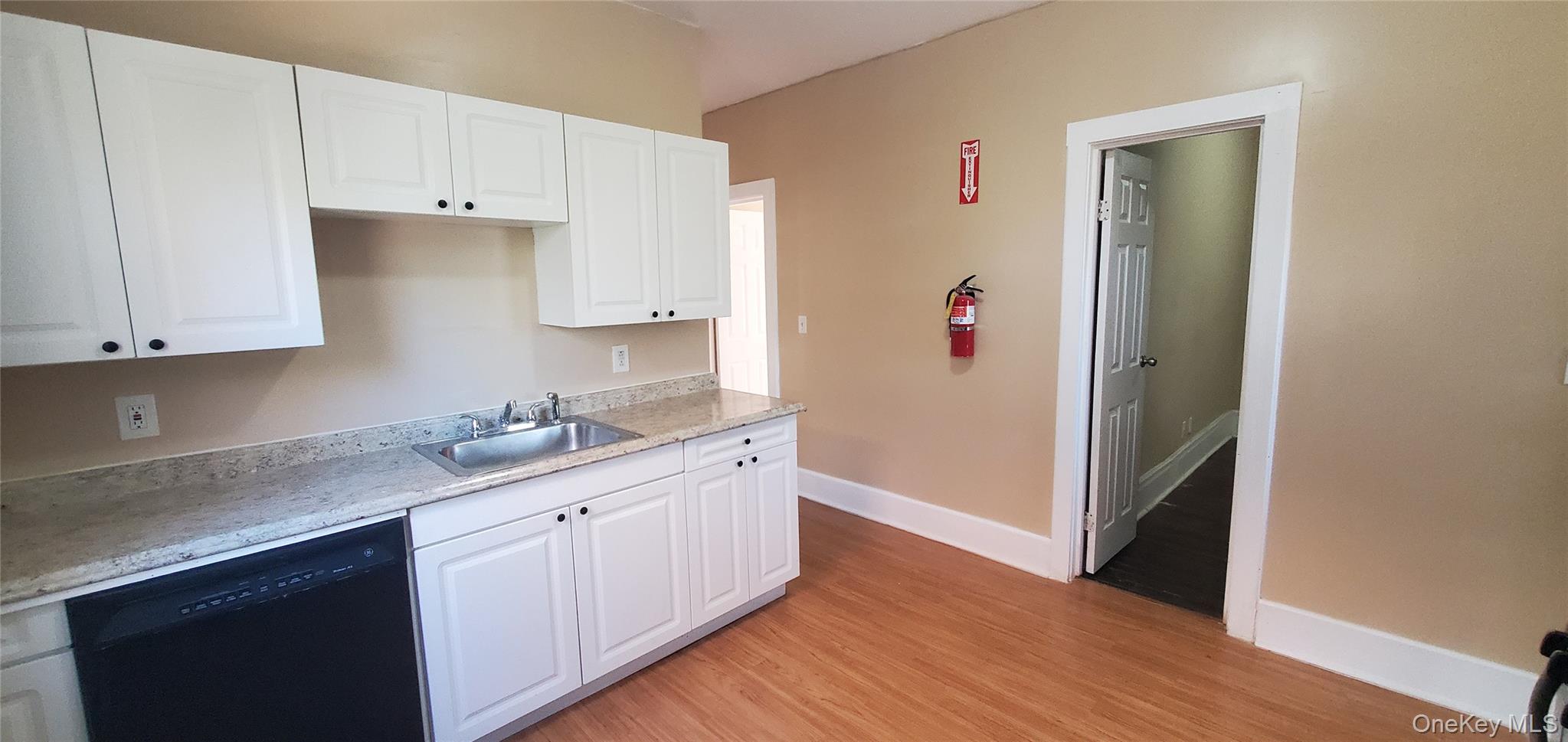 #8 photo, 197 Winnikee Avenue, Poughkeepsie , NY 12601