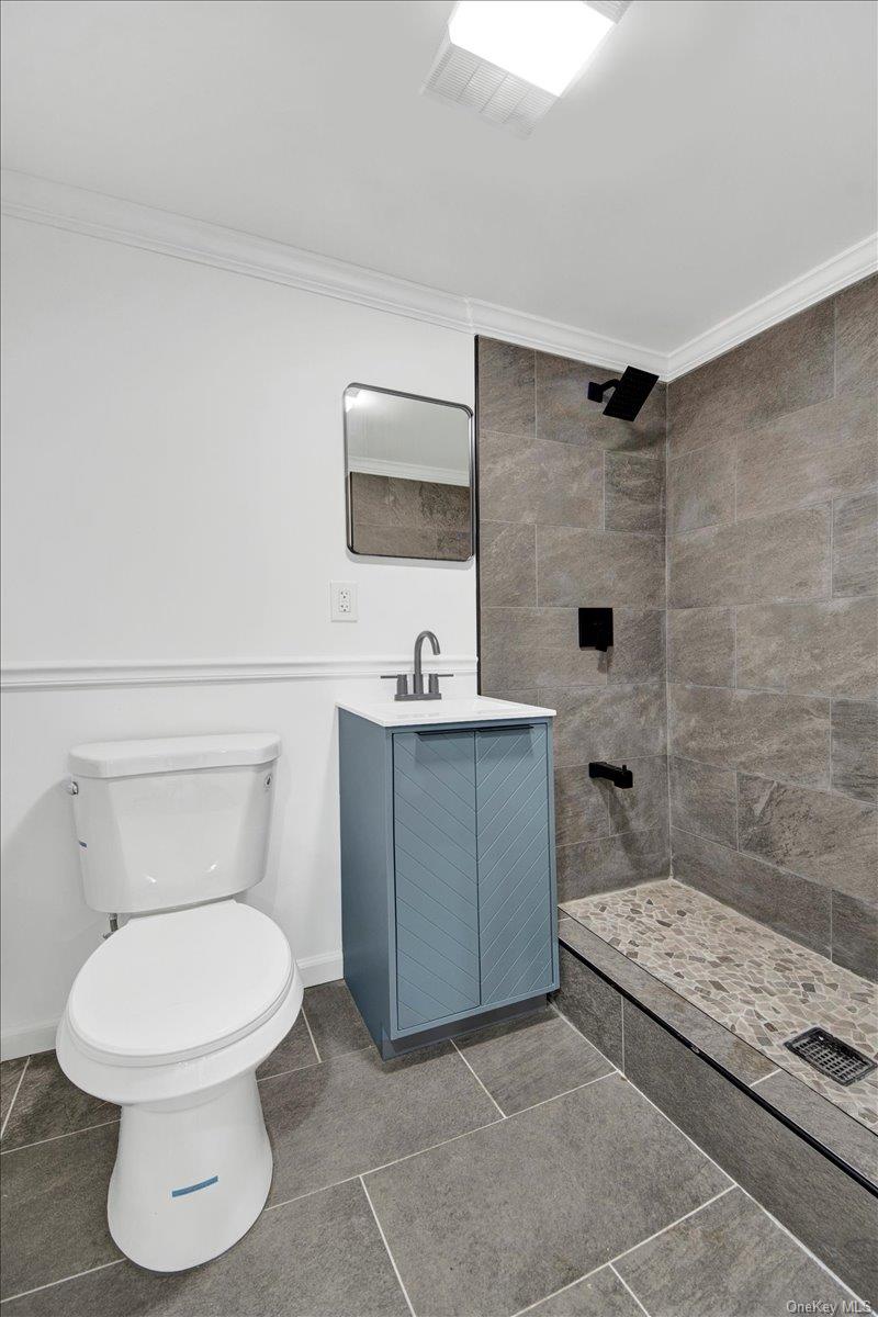 #19 photo, 254-16 Craft Avenue, Rosedale , NY 11422