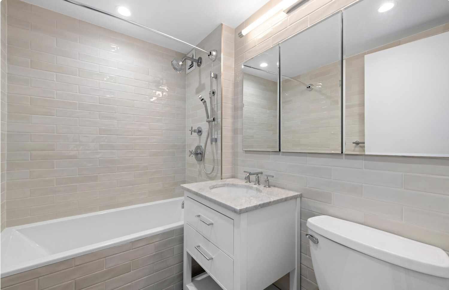 #13 photo, 1325 5TH Avenue, South Harlem , NY 10029