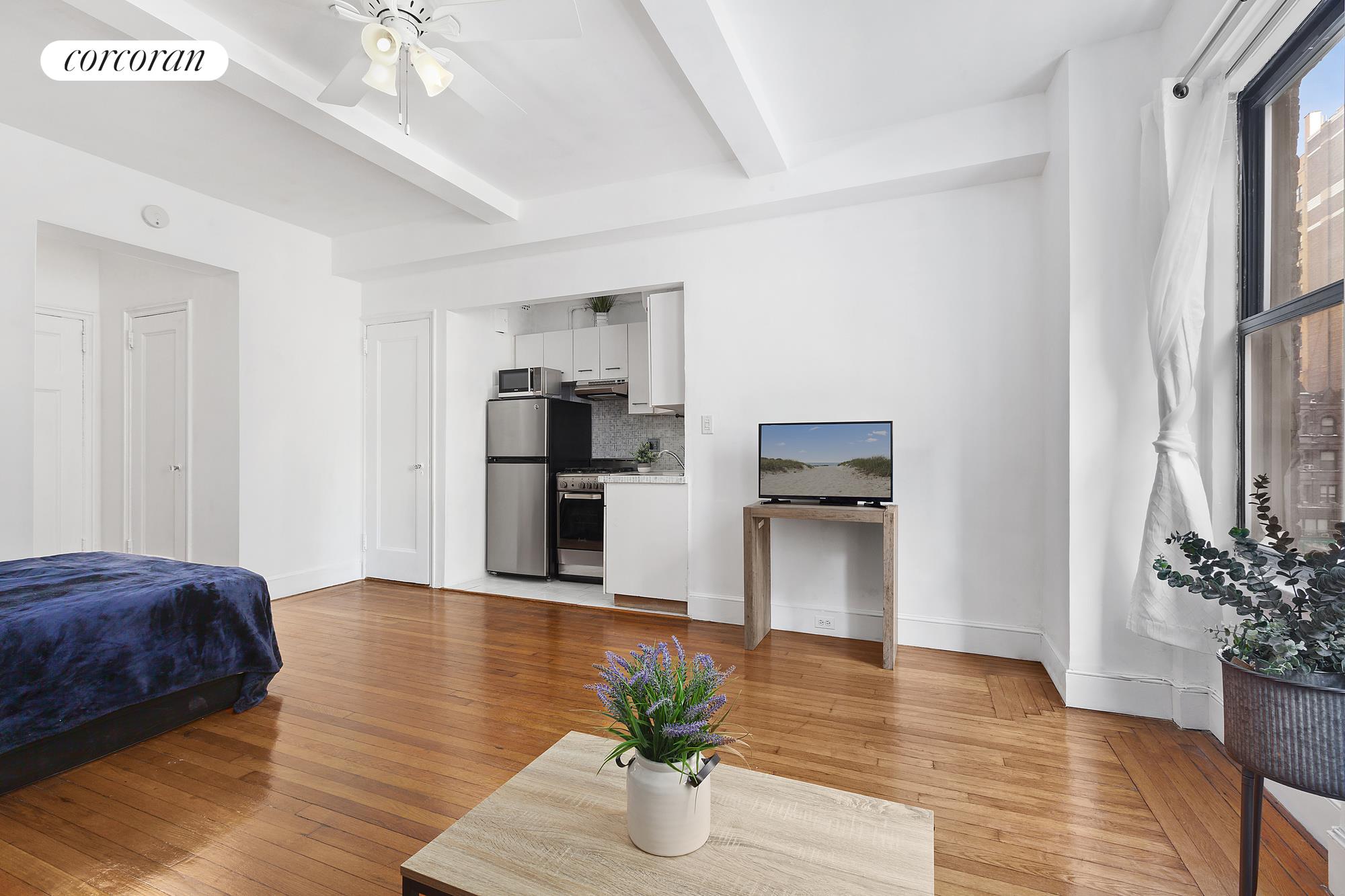 #3 photo, New York City, Lincoln Square , NY 10023