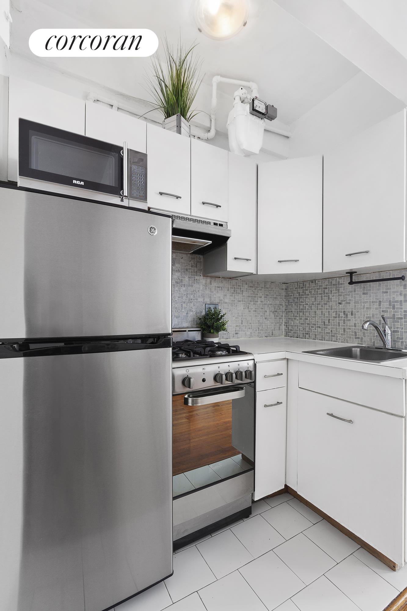 #4 photo, New York City, Lincoln Square , NY 10023