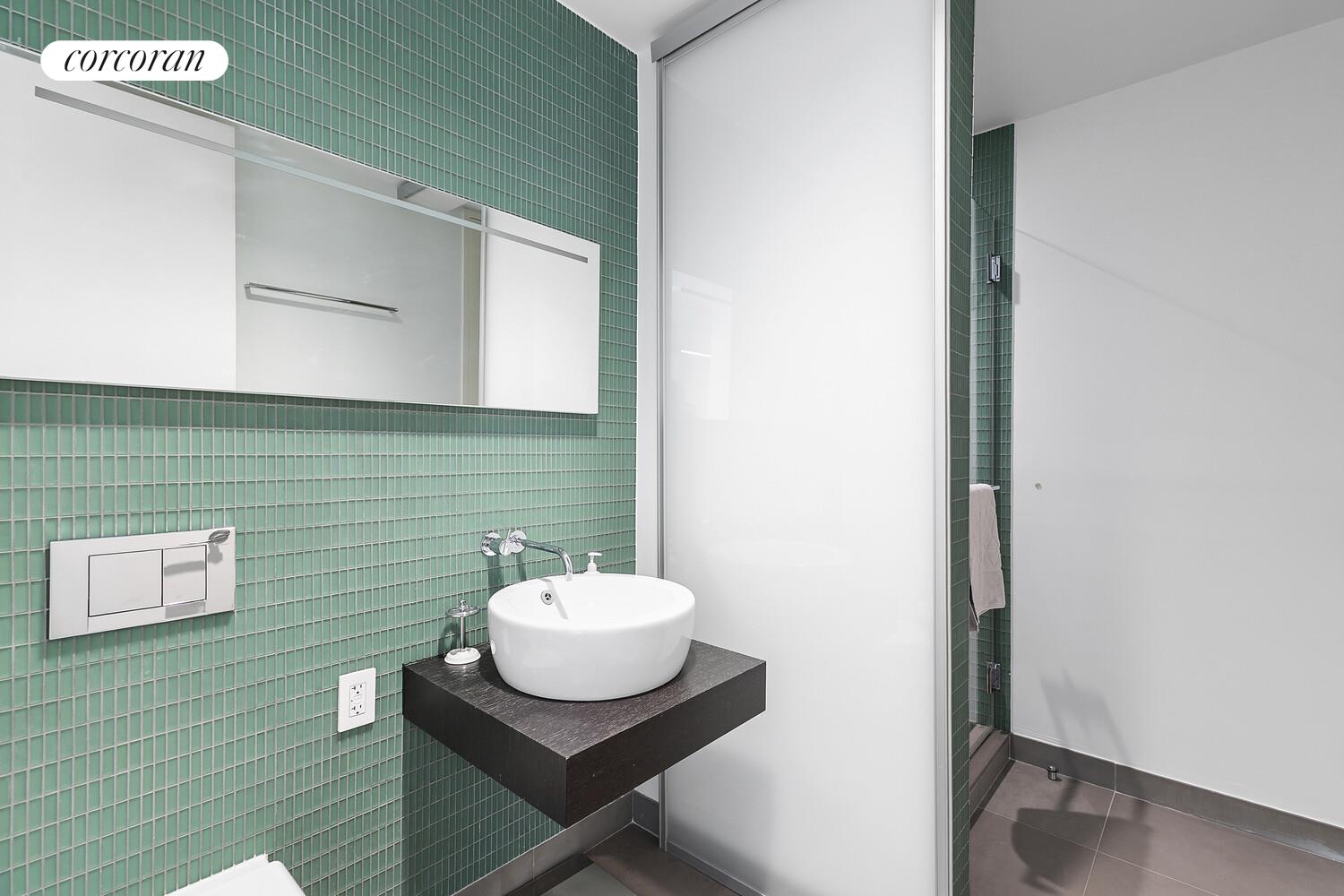 #19 photo, 400 E 67TH Street, Lenox Hill , NY 10065