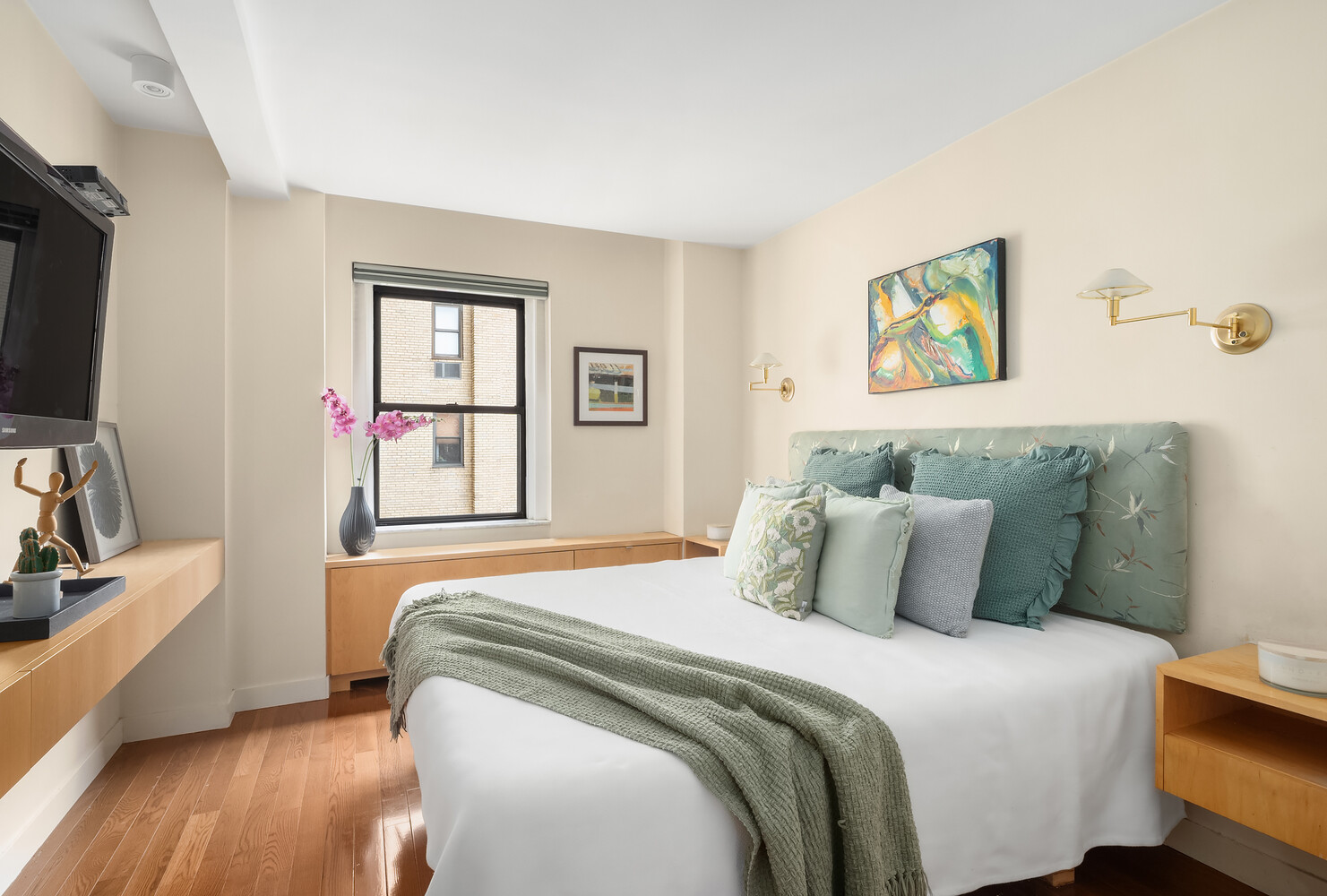 #10 photo, 2166 BROADWAY, マンハッタン Upper West Side , NY 10024