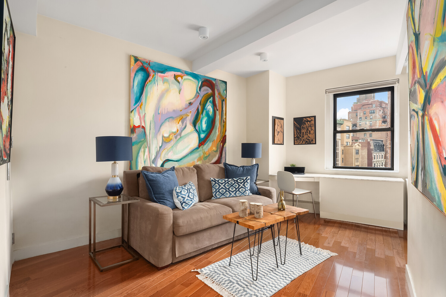 #8 photo, 2166 BROADWAY, マンハッタン Upper West Side , NY 10024