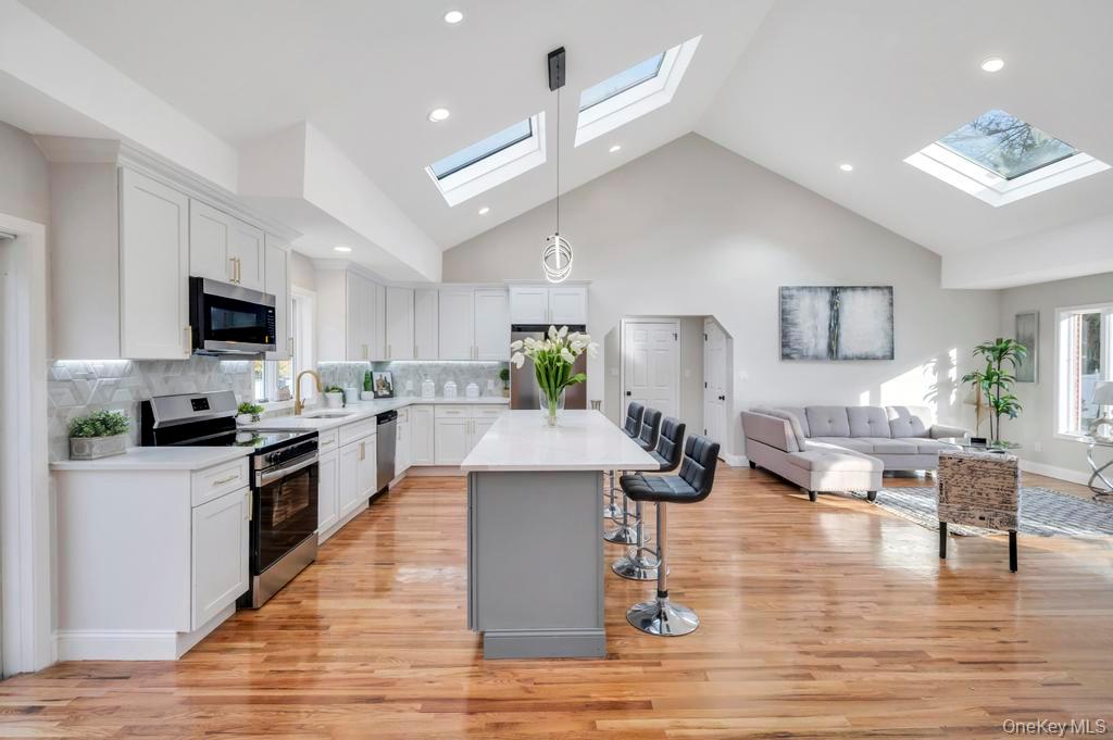 #9 photo, 100 Old Northport Road, サフォーク郡 Kings Park , NY 11754