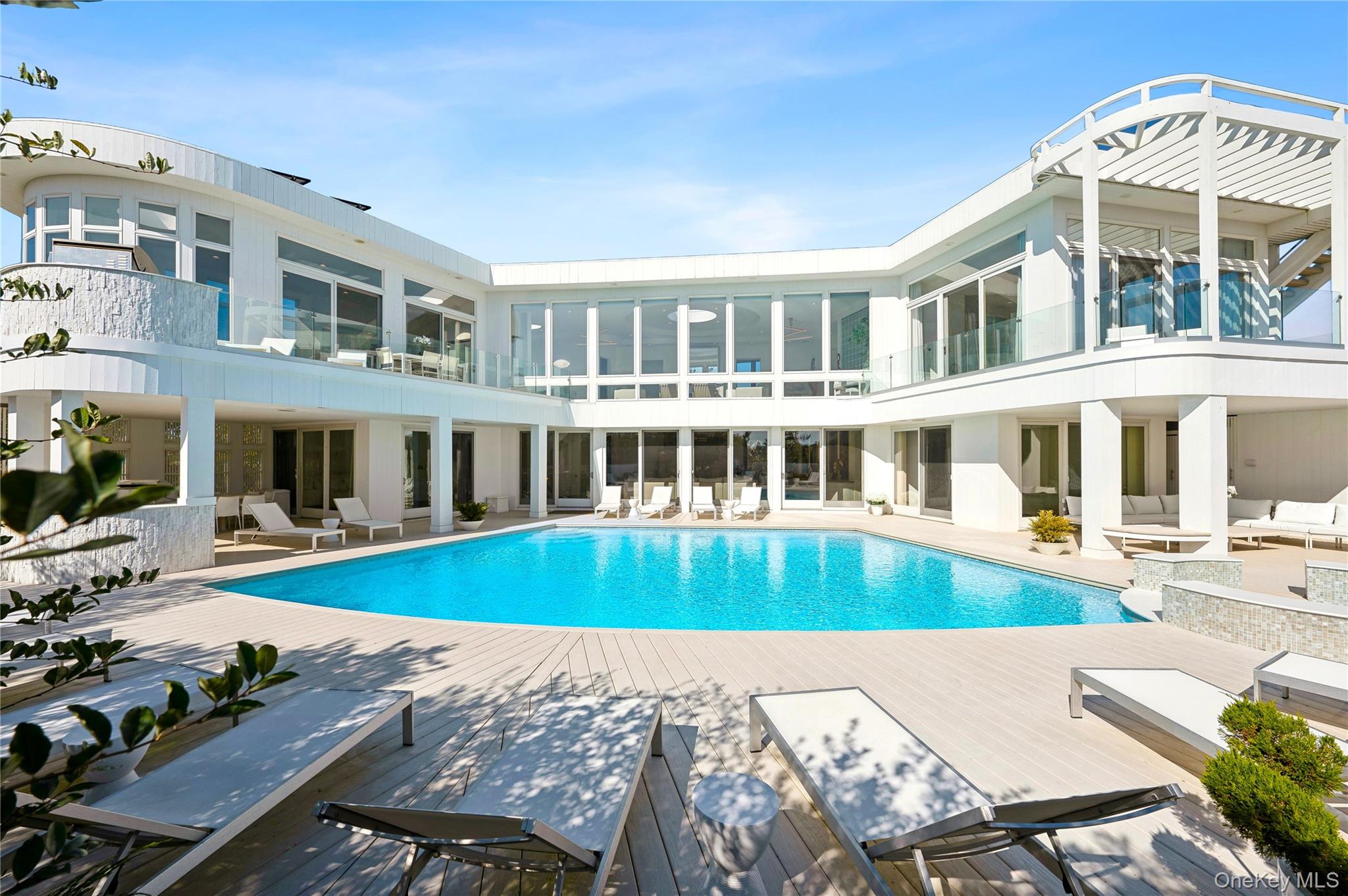 #2 photo, 9 MITCHELL DUNES Lane, Amagansett , NY 11930