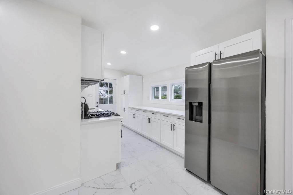 #7 photo, 148 Claywood Drive, Brentwood , NY 11717