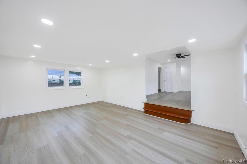 #9 photo, 148 Claywood Drive, Brentwood , NY 11717