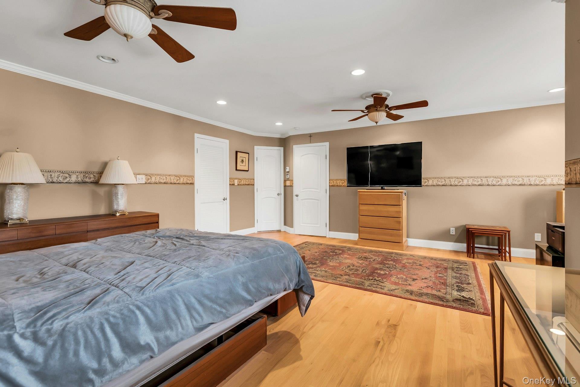 #16 photo, 94 Pequot Lane, East Islip , NY 11730